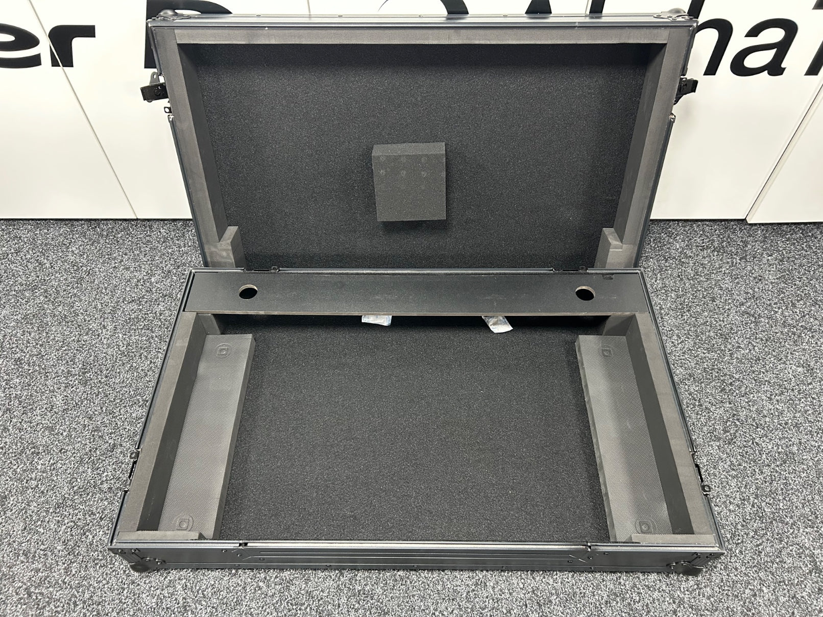 AlphaTheta Flightcase FLT-XDJAZ for XDJ-AZ - Pre Owned