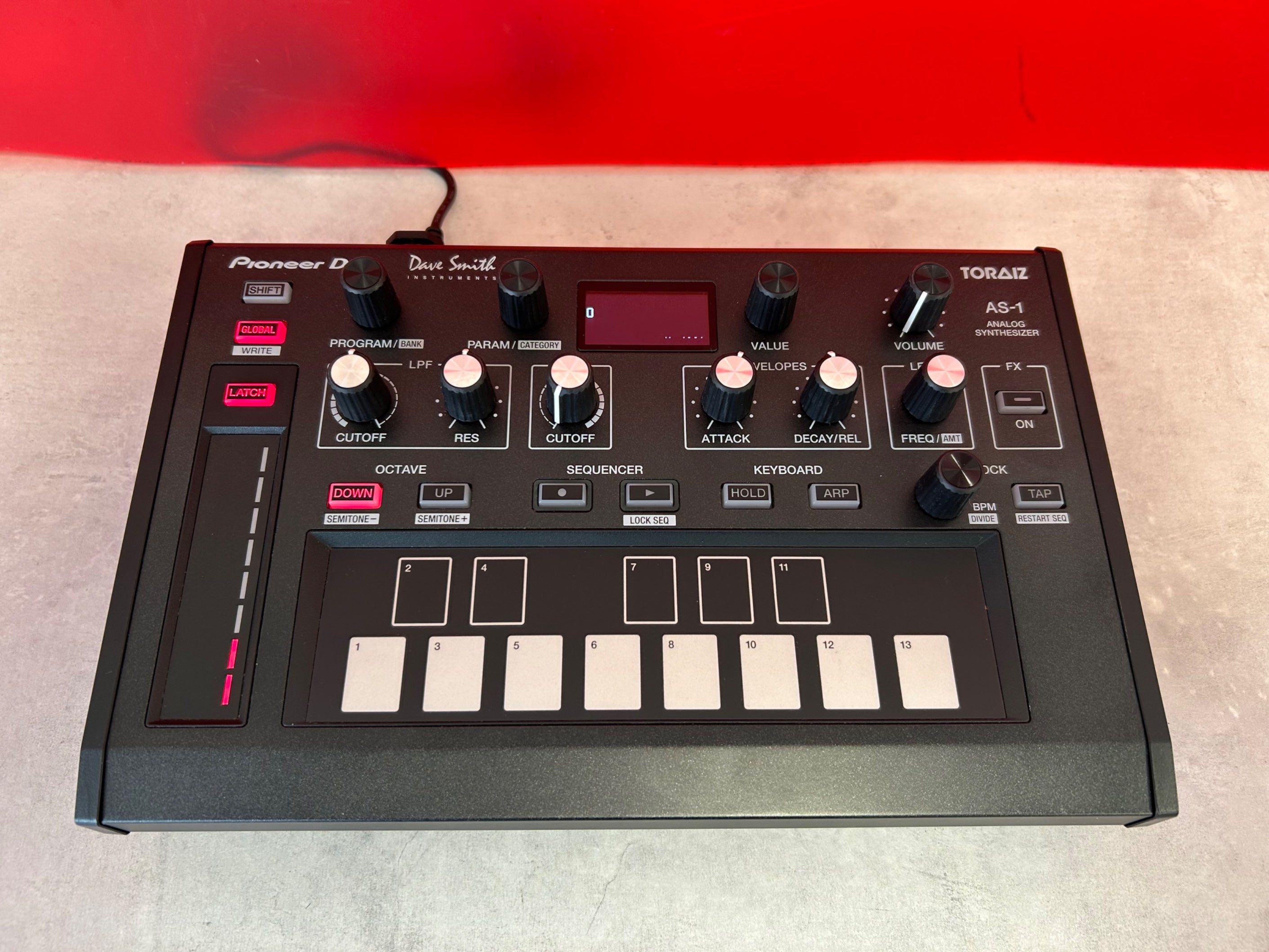 Synthétiseur analogique monophonique Pioneer DJ TORAIZ AS-1