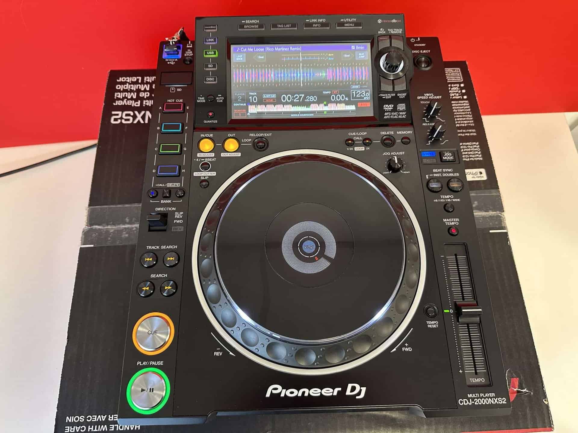 Pioneer CDJ 2000 NXS2 Professional DJ Deck - Pre Owned