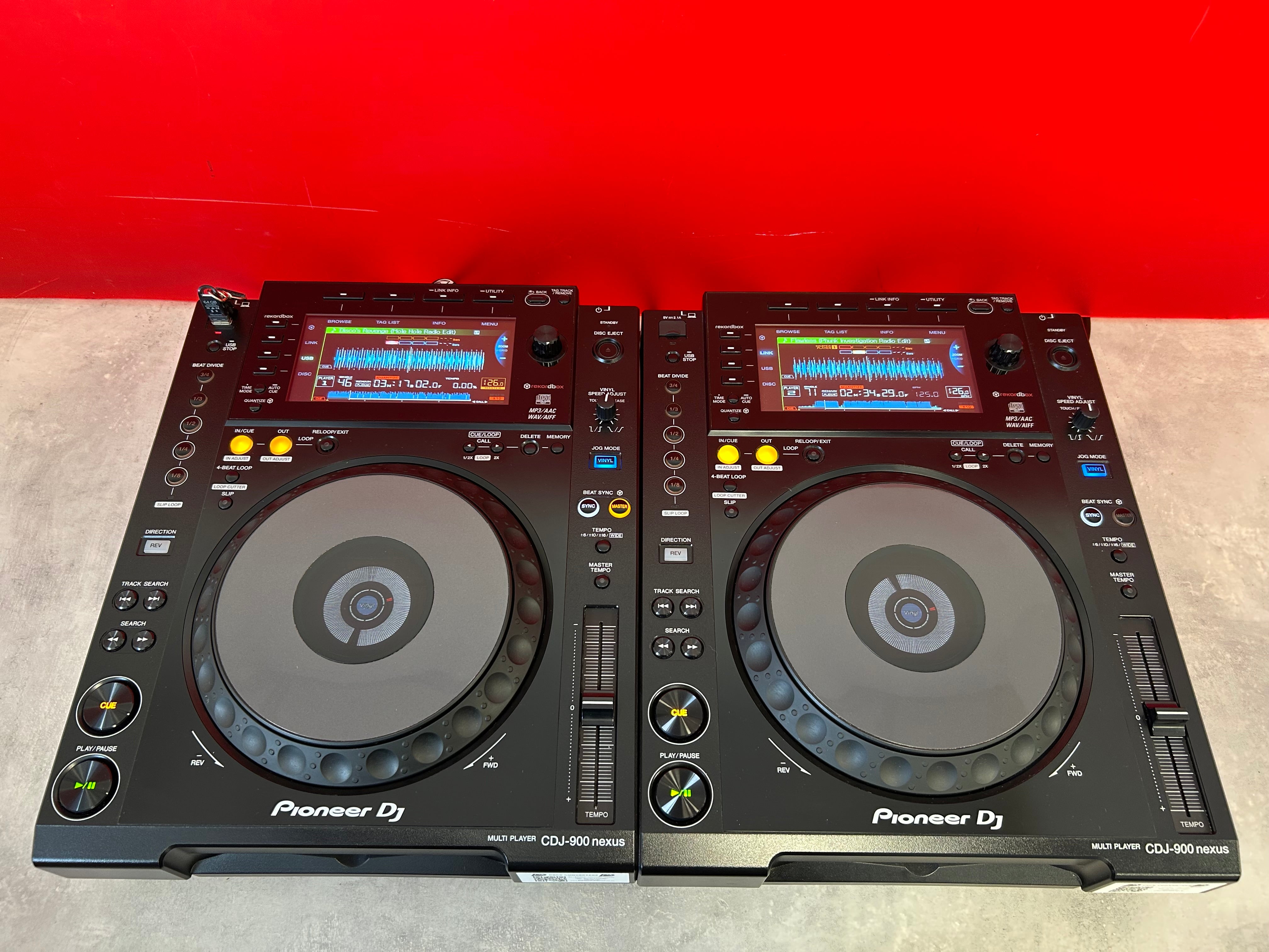 PAIR Pioneer CDJ 900 Nexus DJ Decks - Pre Owned