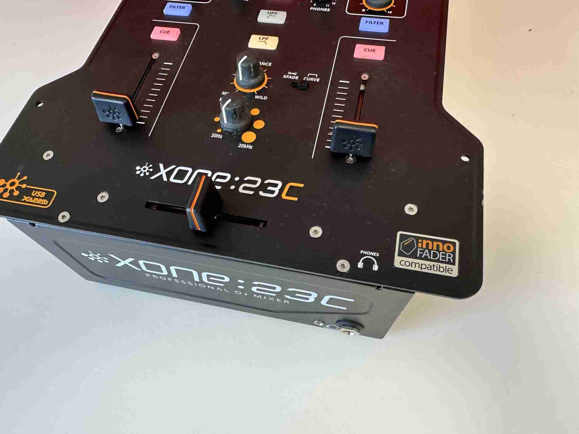 Allen & Heath Xone 23c DJ Mixer - Deck Converters