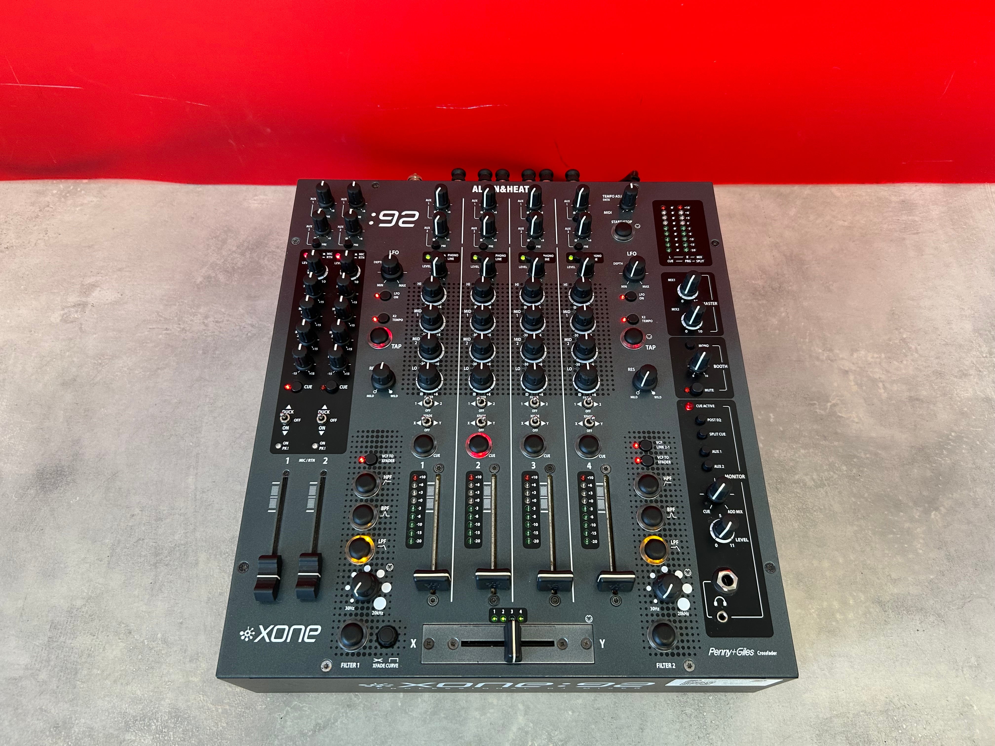 Allen & Heath Xone 92 DJ Mixer - Pre Owned - Deck Converters