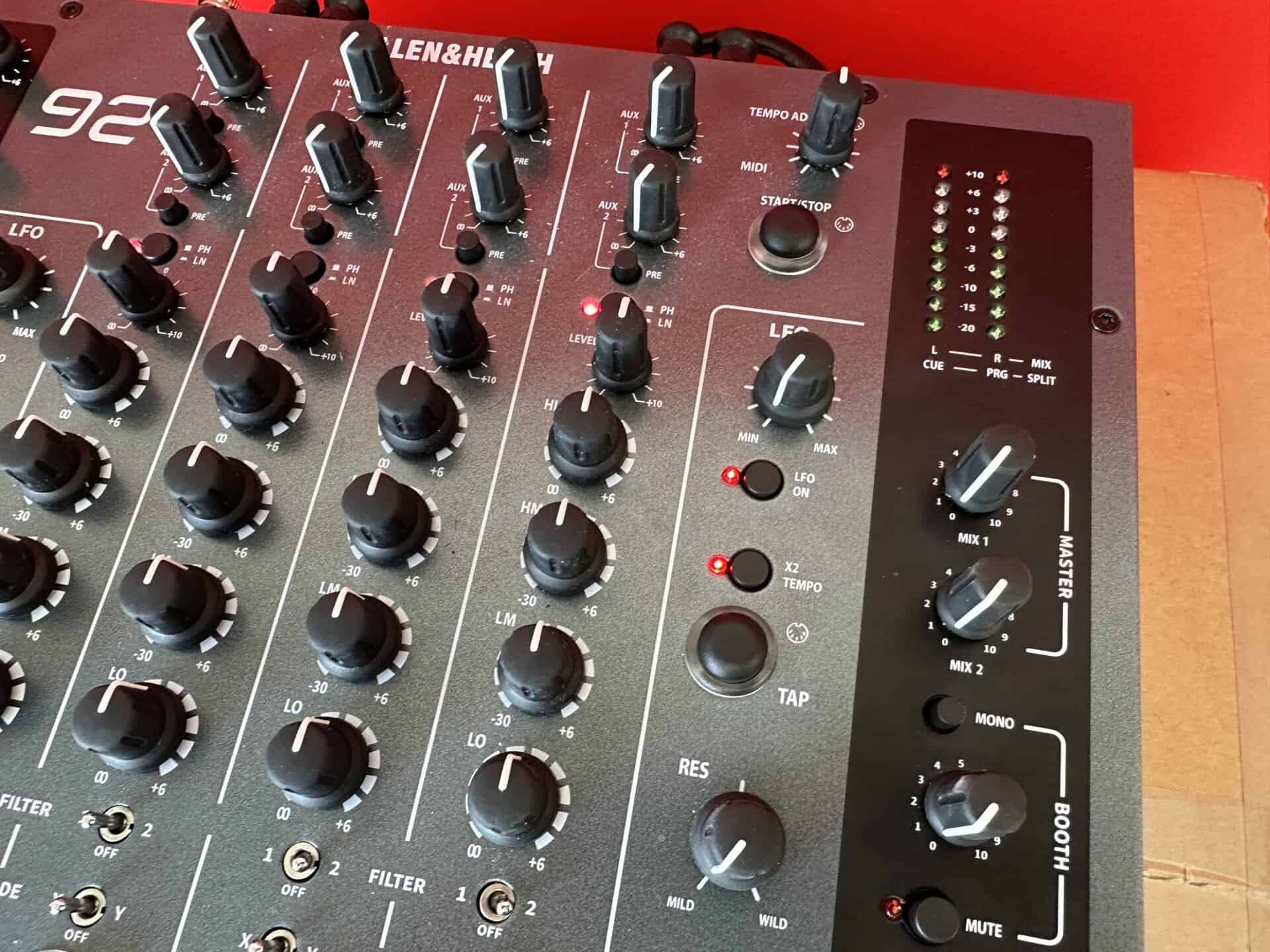 Allen & Heath Xone 92 MK2 DJ Mixer - Pre Owned - Deck Converters