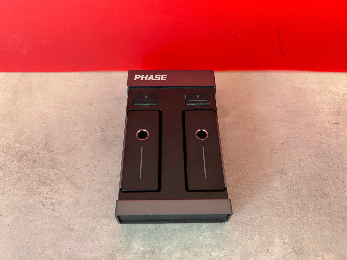 MWM Phase Essential Wireless DVS Controller System – Pre-Owned - Deck Converters