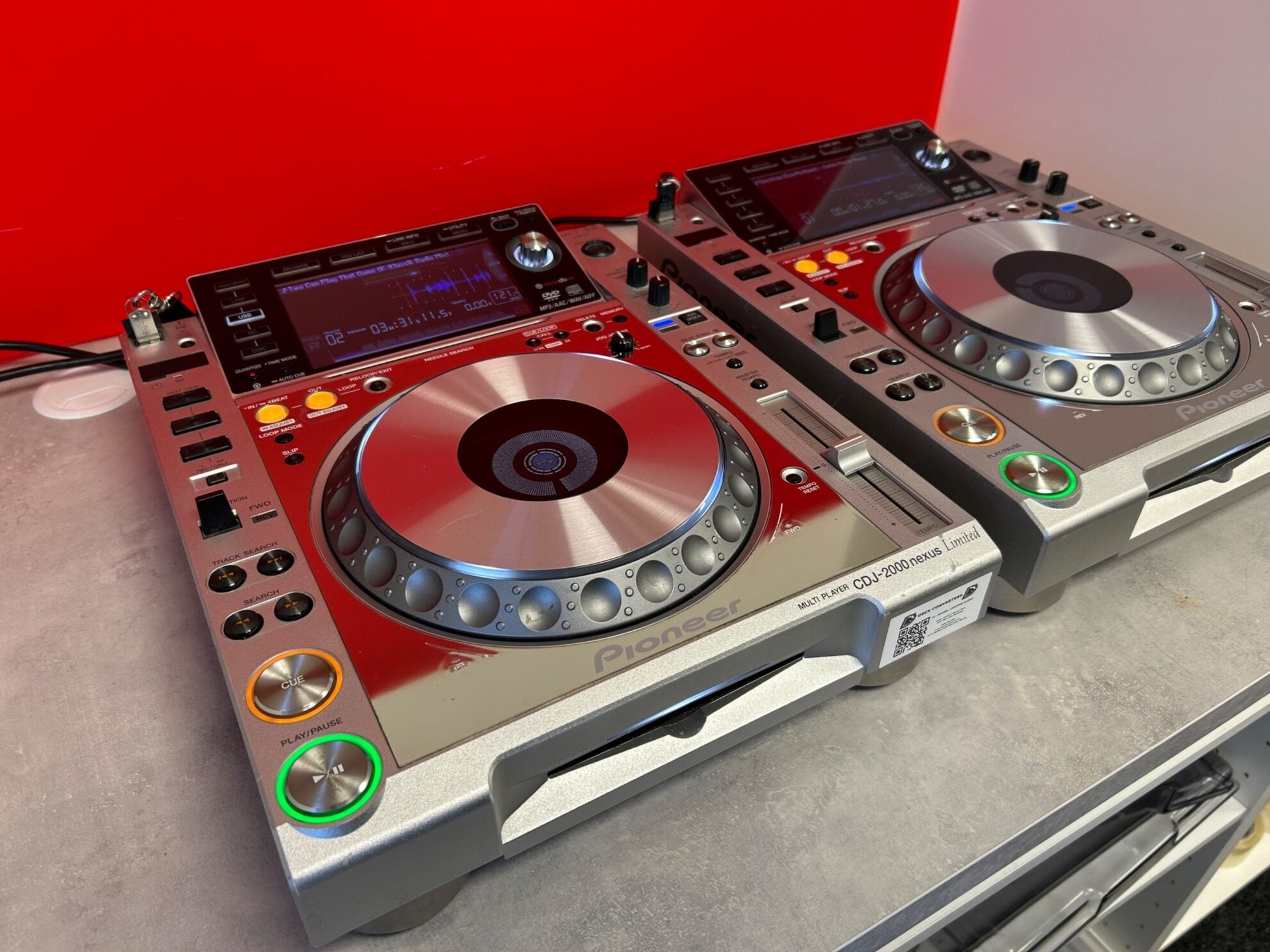 PAIR Pioneer CDJ 2000 Nexus Platinum Limited Edition - Pre Owned - Deck Converters