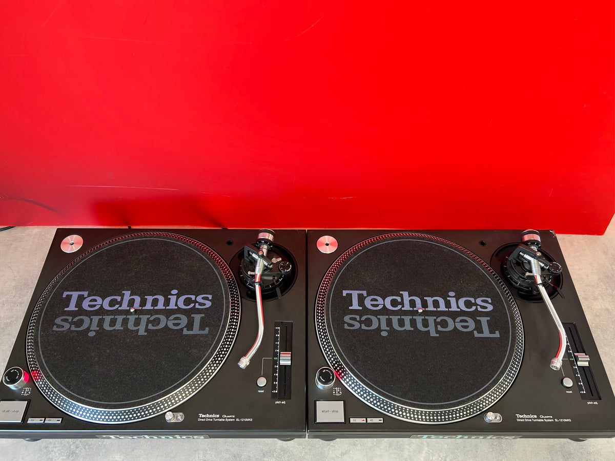 Pair Technics SL 1210 MK5 Turntables - Pre Owned - Deck Converters