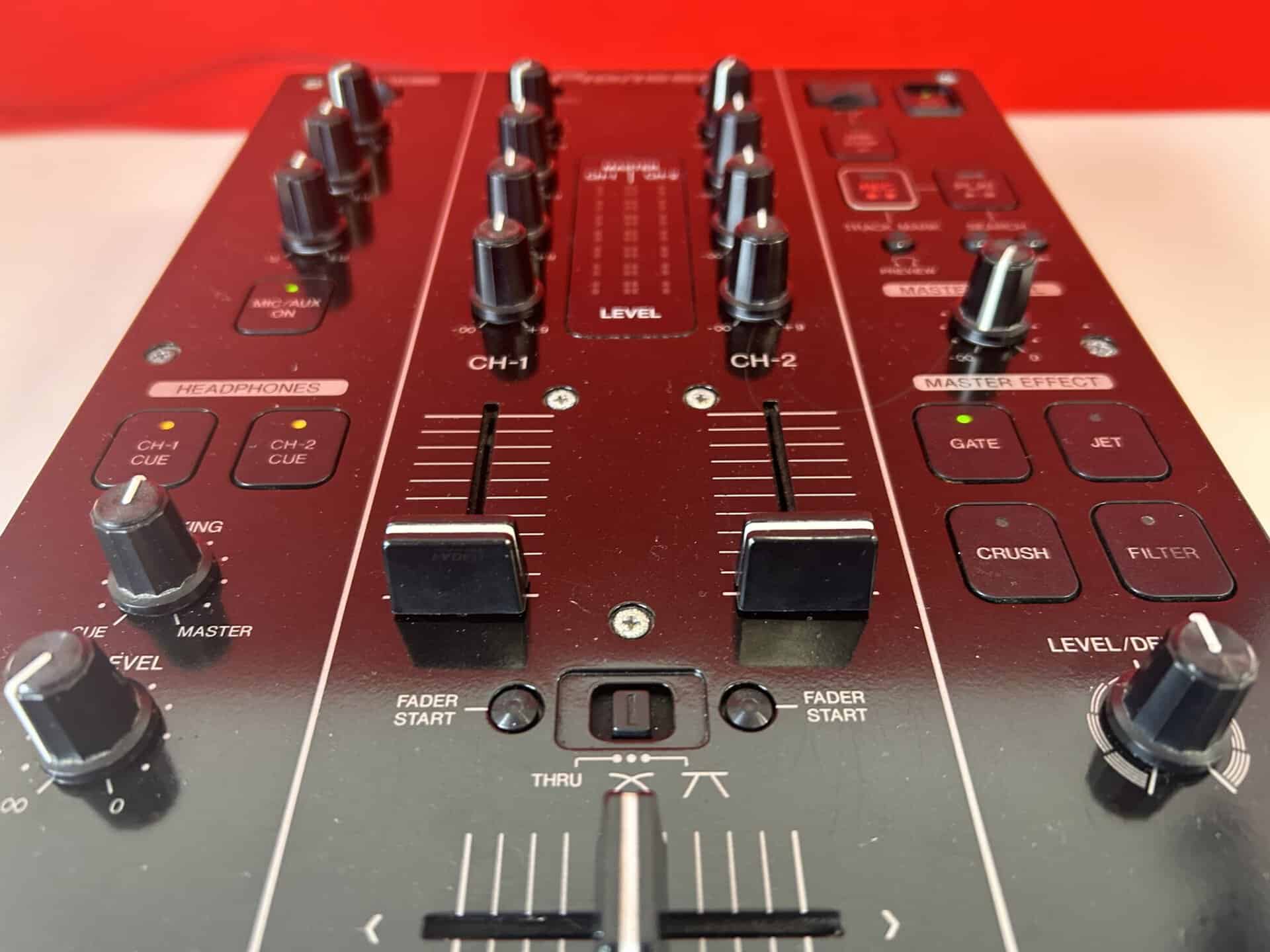 Pioneer DJM 350 DJ Mixer Pre - Owned - Deck Converters