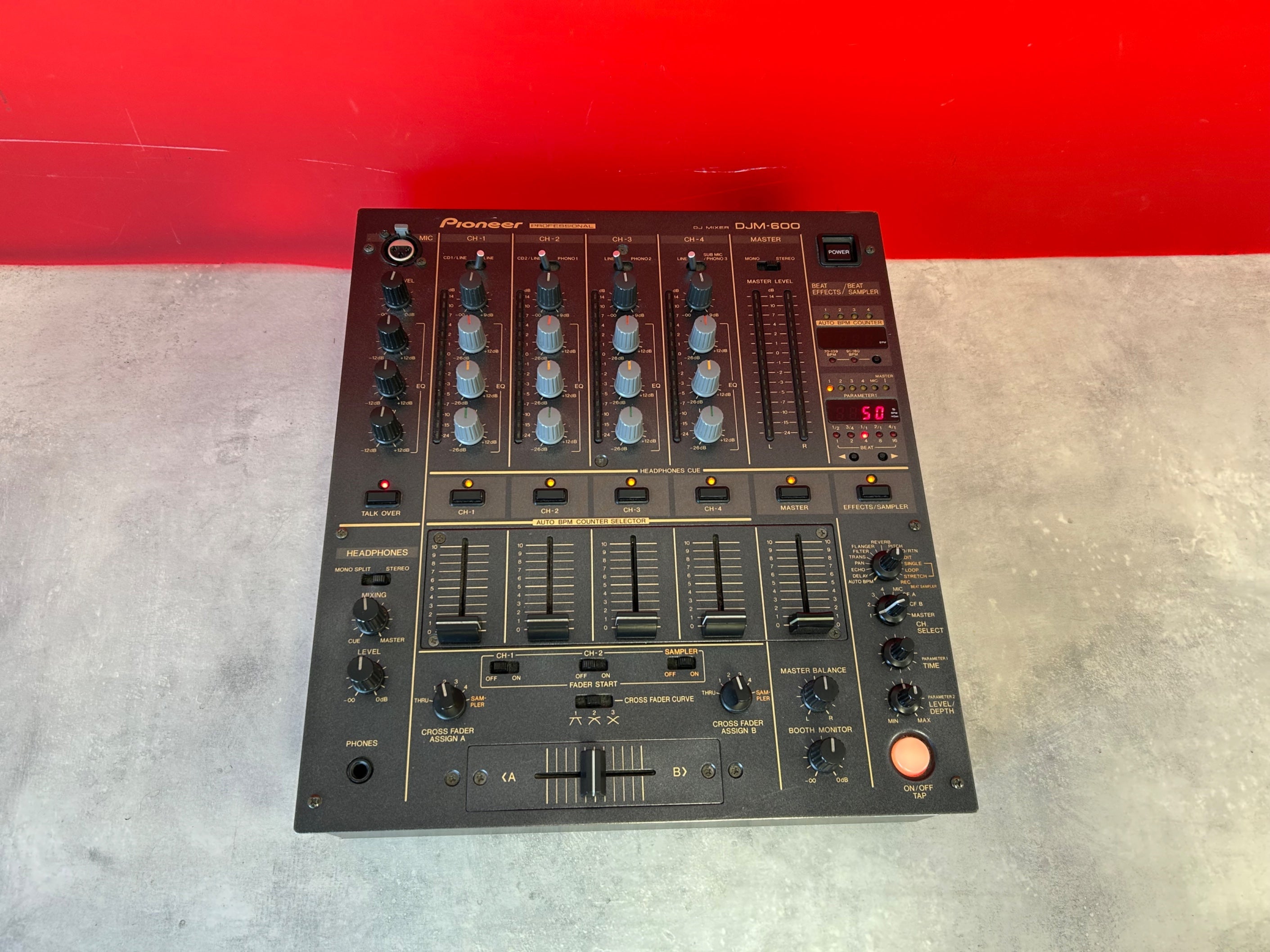 Pioneer DJM 600 Professional DJ Mixer 4ch – Deck Converters