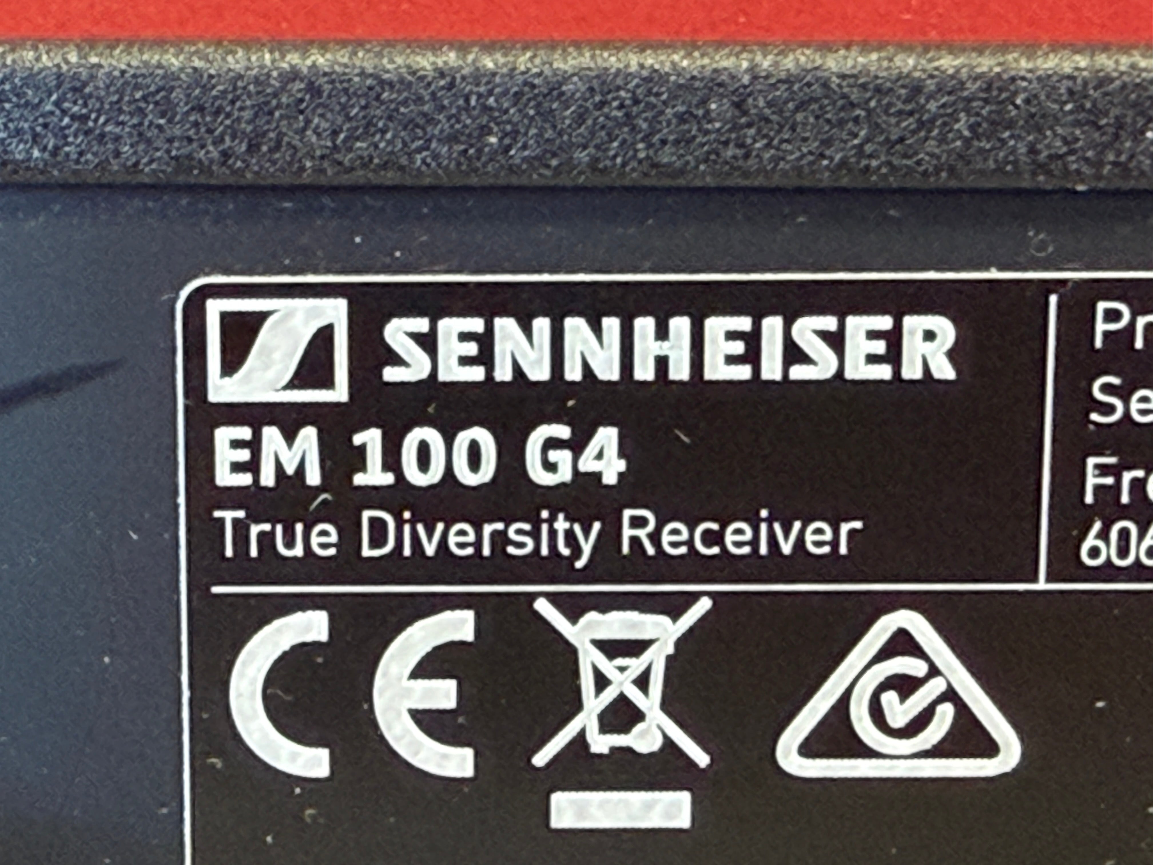 Sennheiser EW100 G4 - GB Handheld Mic System with 835S Cardioid Txmitter CH38 - Pre Owned - Deck Converters