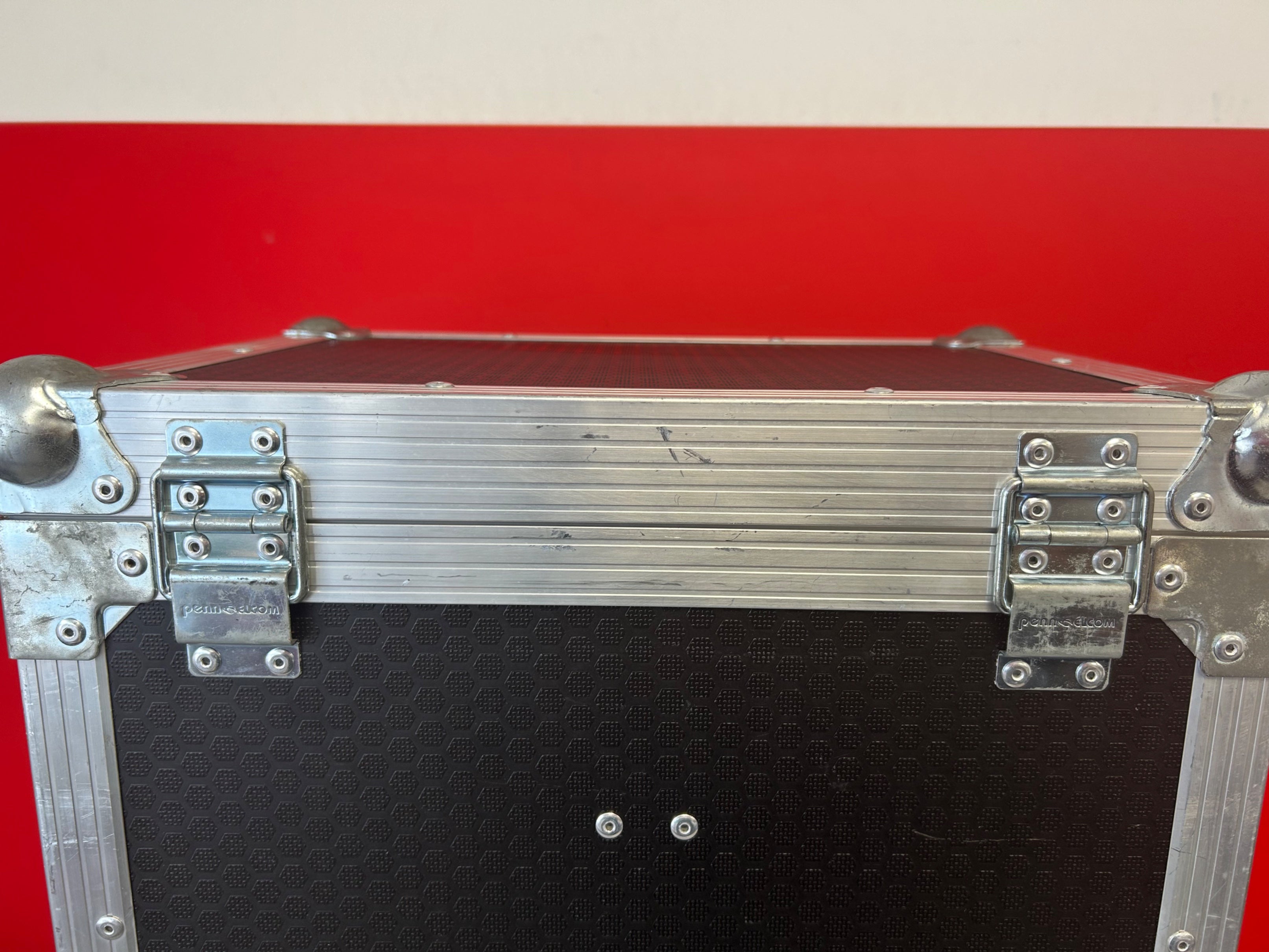 Swan Twin Compartment Flight Case - Pre Owned