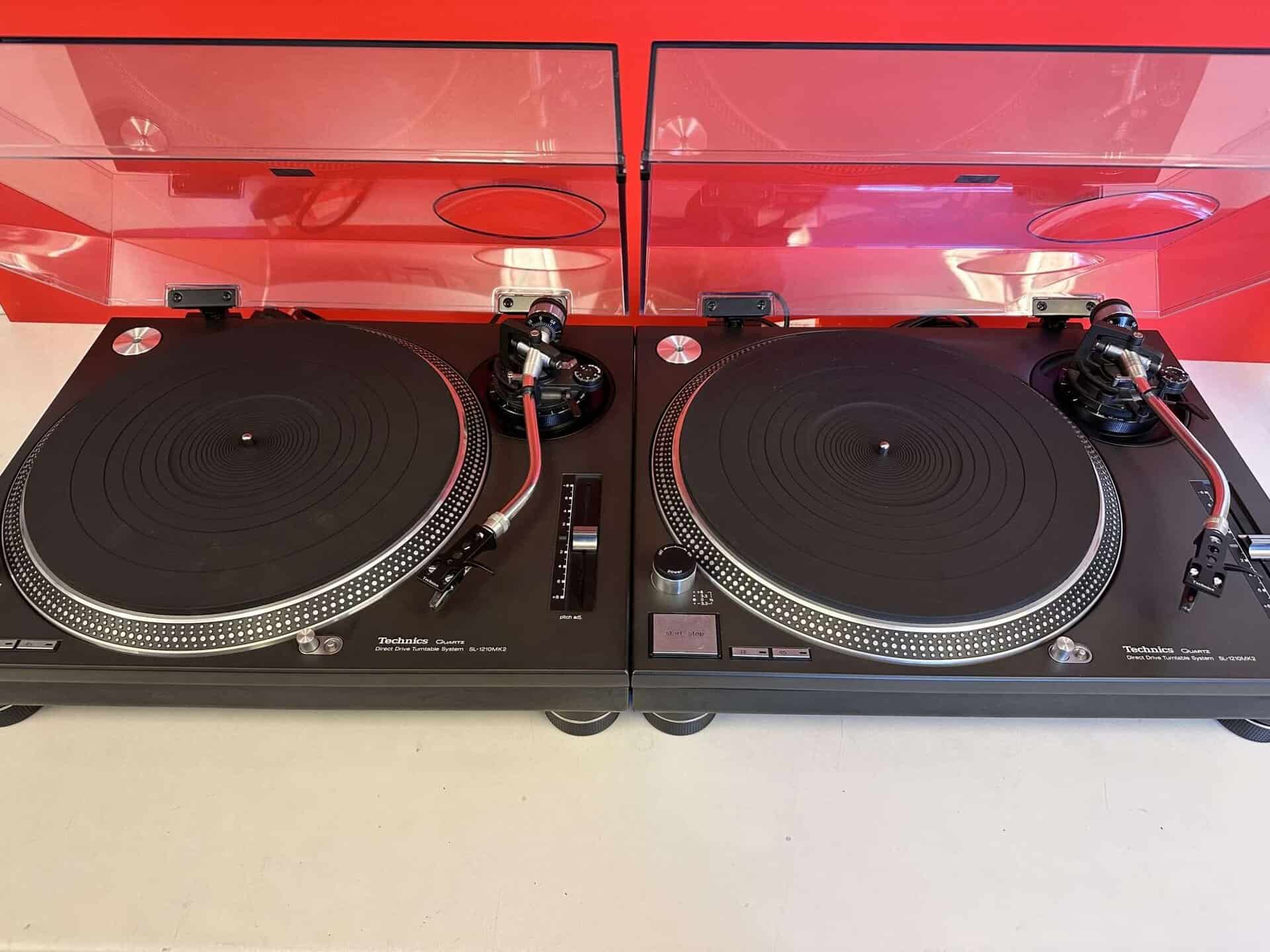 2x Technics SL 1210 MK2 Turntables Decks - Deck Converters