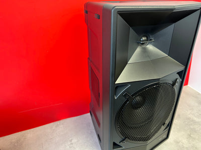 AlphaTheta WAVE EIGHT 8" Battery Powered Loudspeaker - Pre Owned
