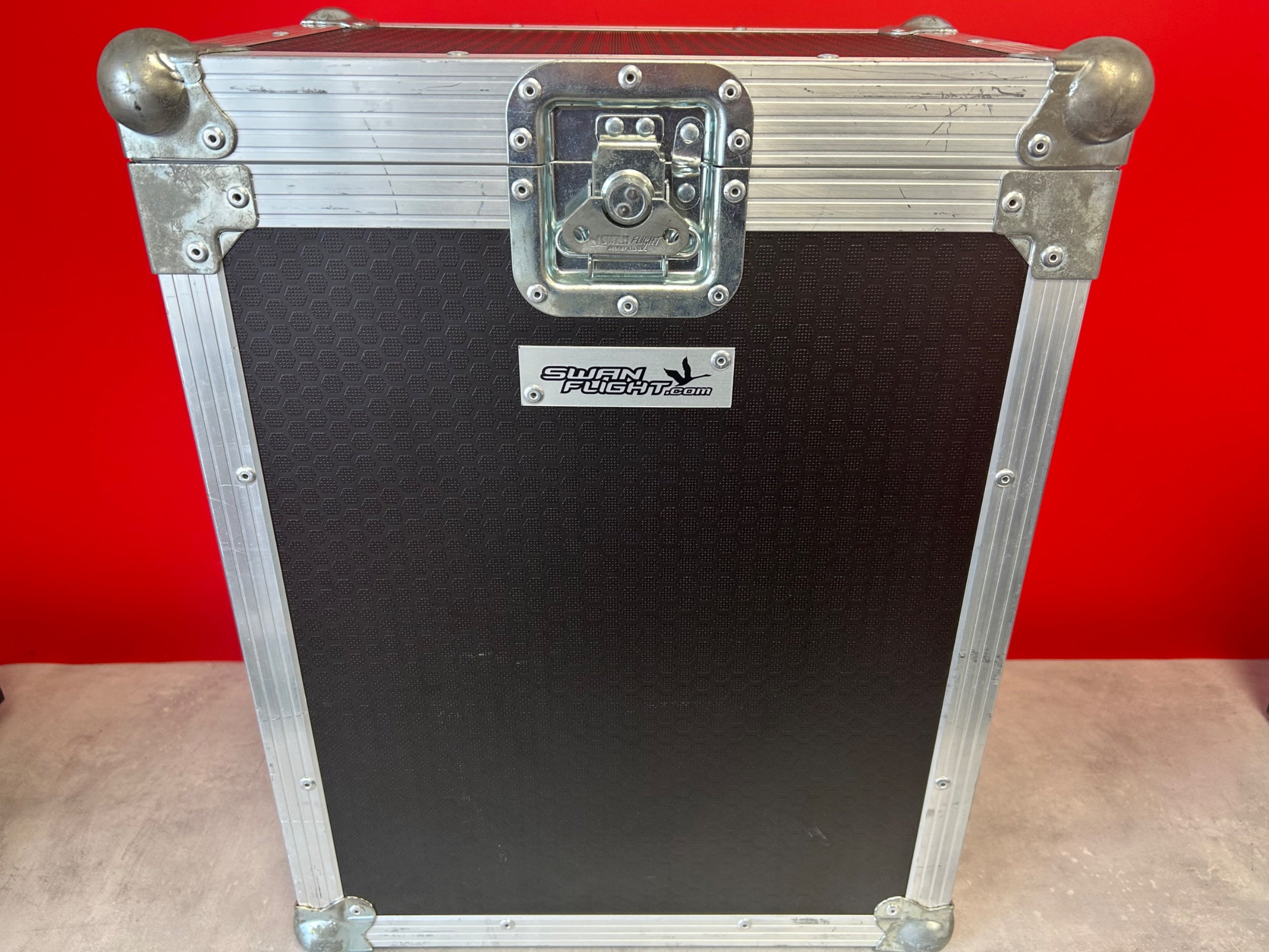 Swan Twin Compartment Flight Case - Pre Owned