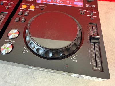 PAIR Pioneer XDJ 700 USB Decks Pre Owned