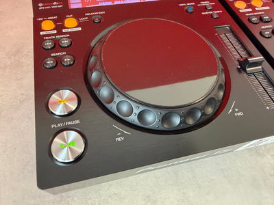 PAIR Pioneer XDJ 700 USB Decks Pre Owned