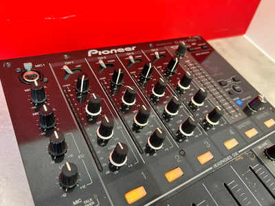 Table de Mixage Professionnelle Pioneer DJM 700