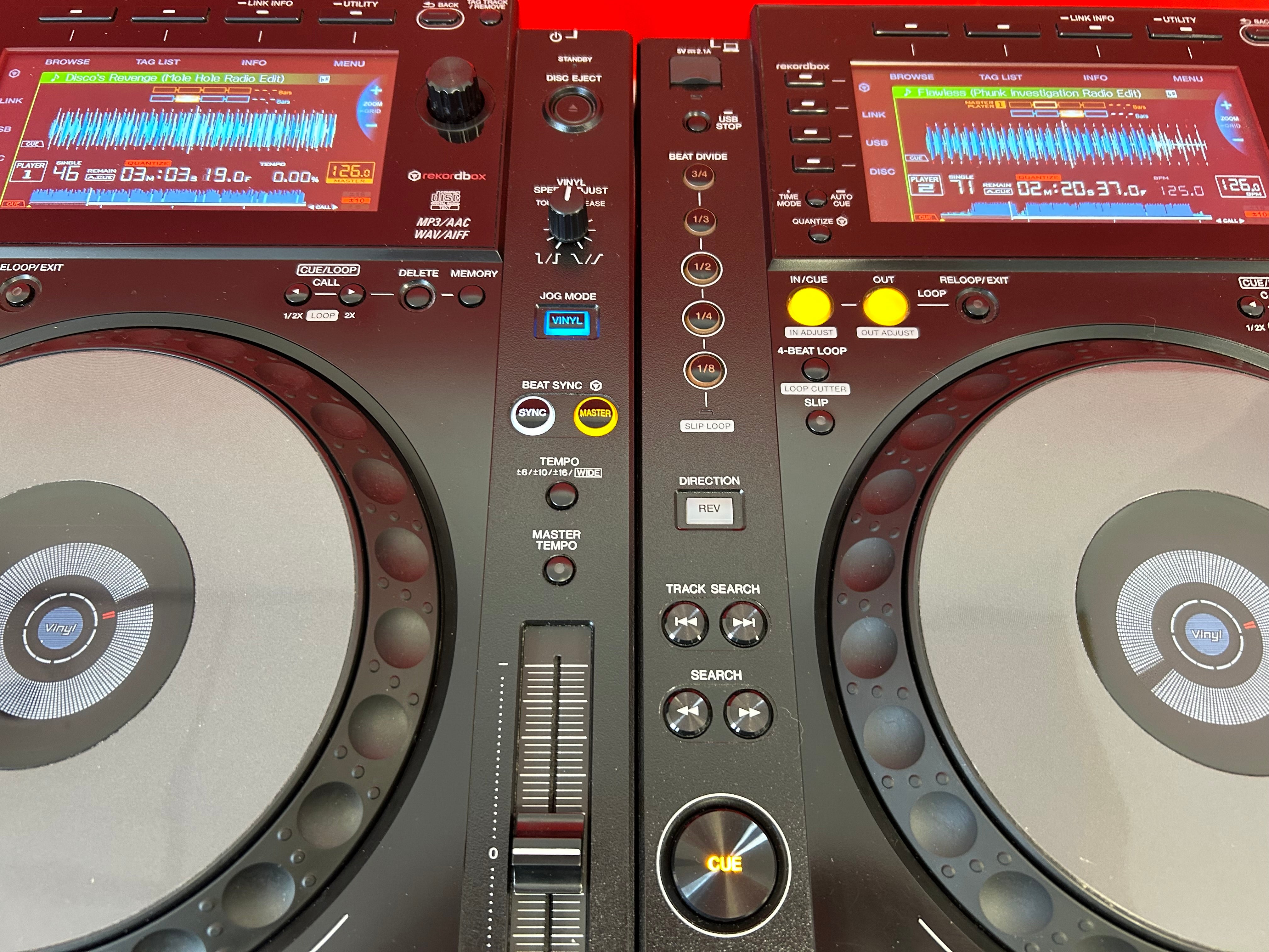 PAIR Pioneer CDJ 900 Nexus DJ Decks - Pre Owned