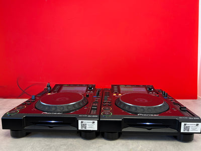 Pioneer CDJ 2000 DJ Decks PAIR - Pre Owned