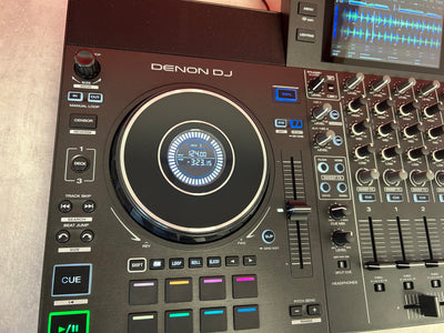 Denon DJ SC LIVE 4 - Contrôleur DJ autonome 4 platines