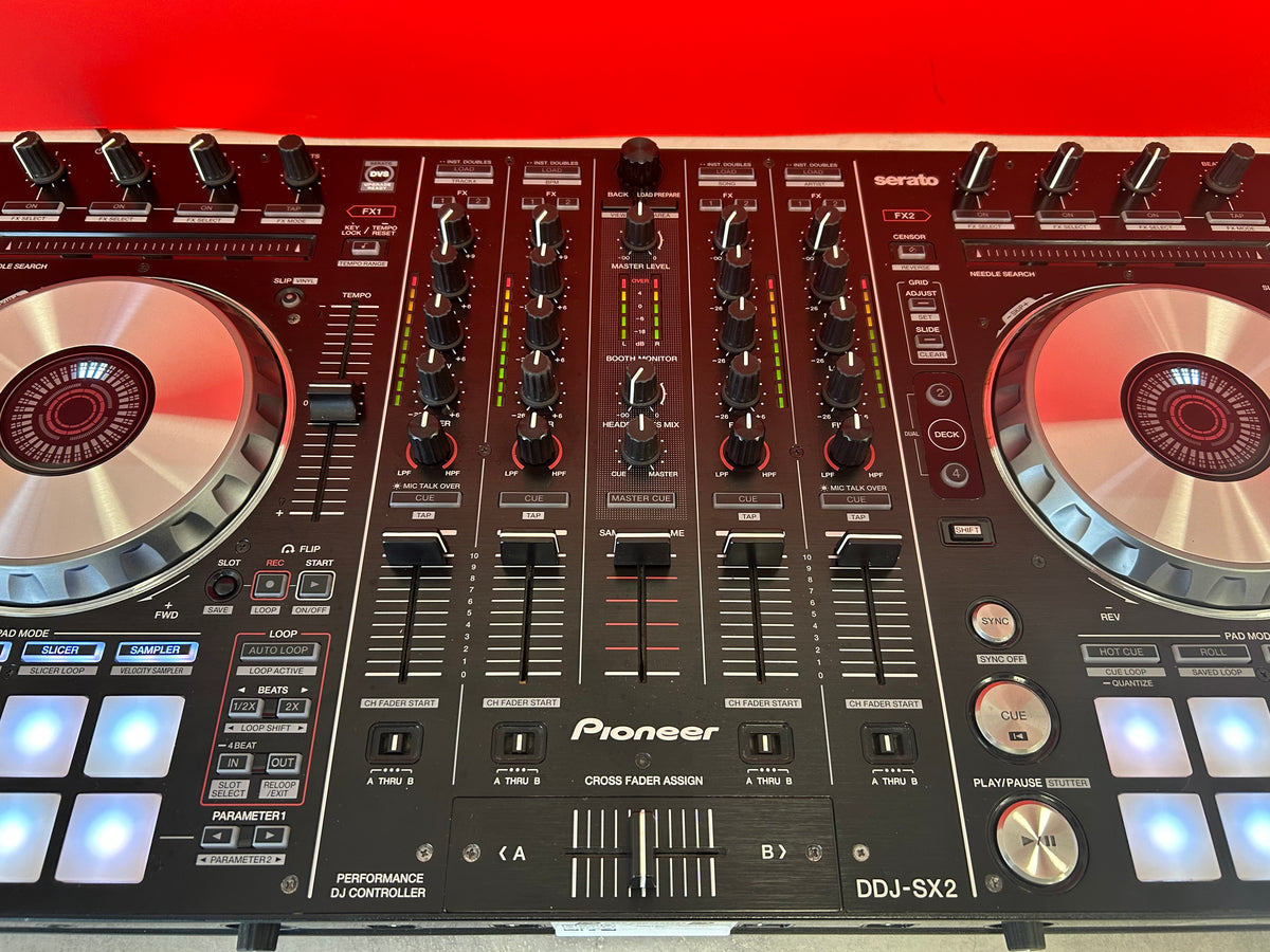 Contrôleur DJ Pioneer DDJ SX2 4 voies Serato