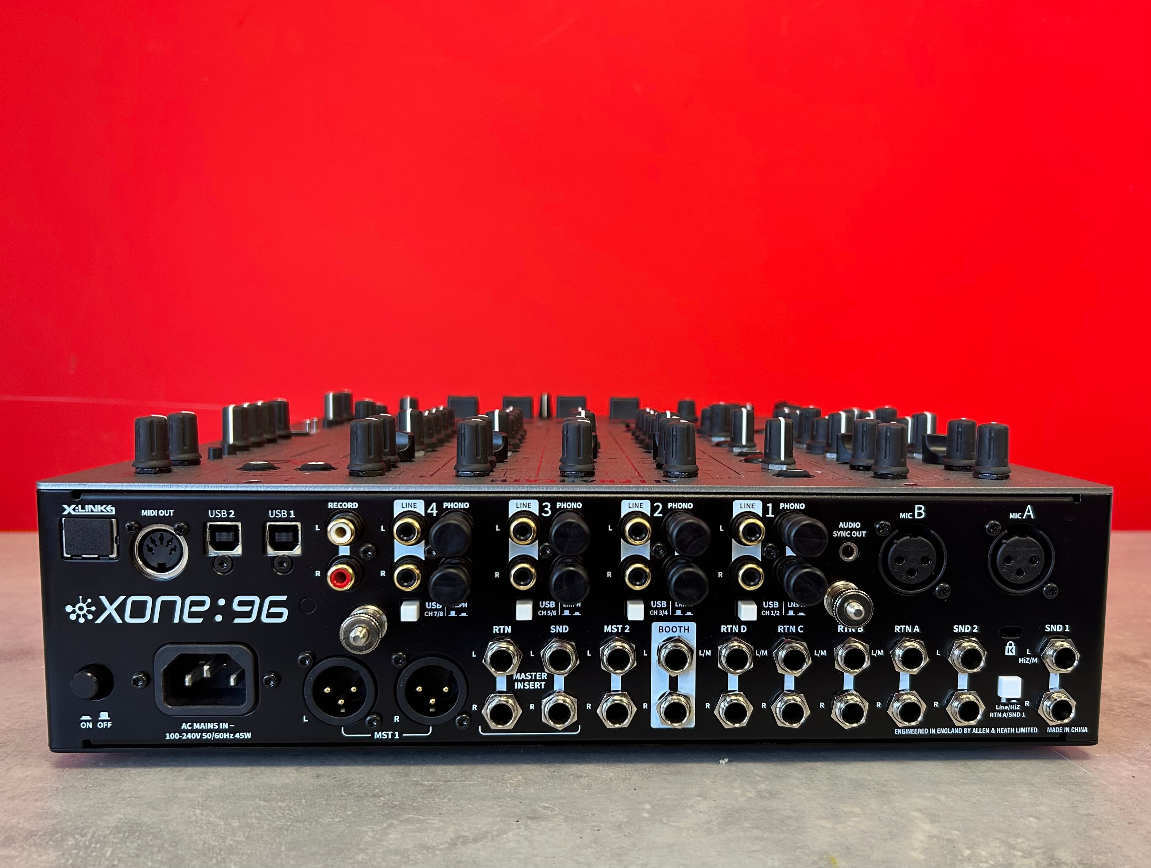 Allen & Heath Xone 96 DJ Mixer - Pre Owned - Deck Converters