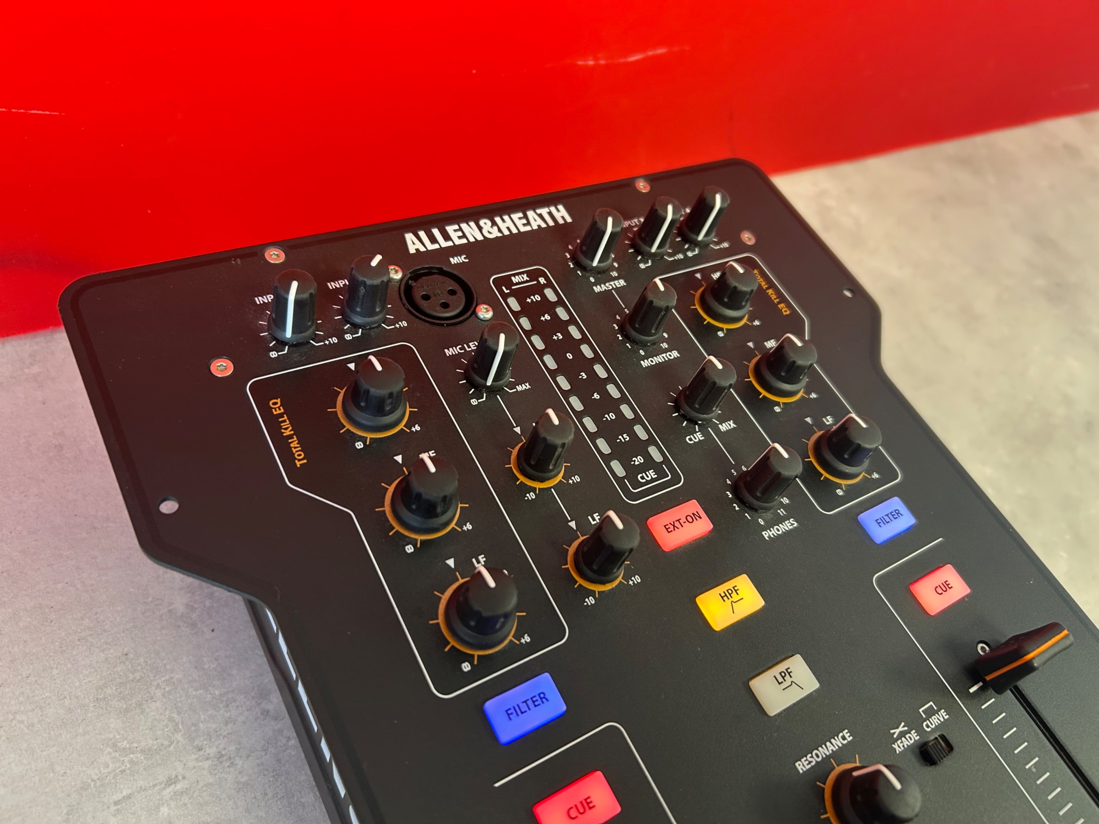 Allen & Heath Xone:23C DJ Mixer – Pre-Owned - Deck Converters