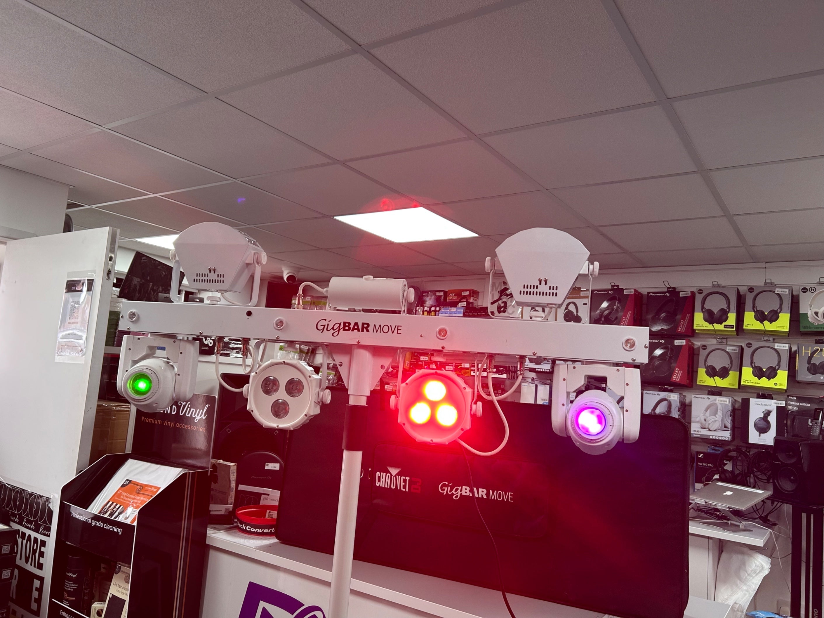 Chauvet DJ GigBAR Move White - Pre Owned - Deck Converters