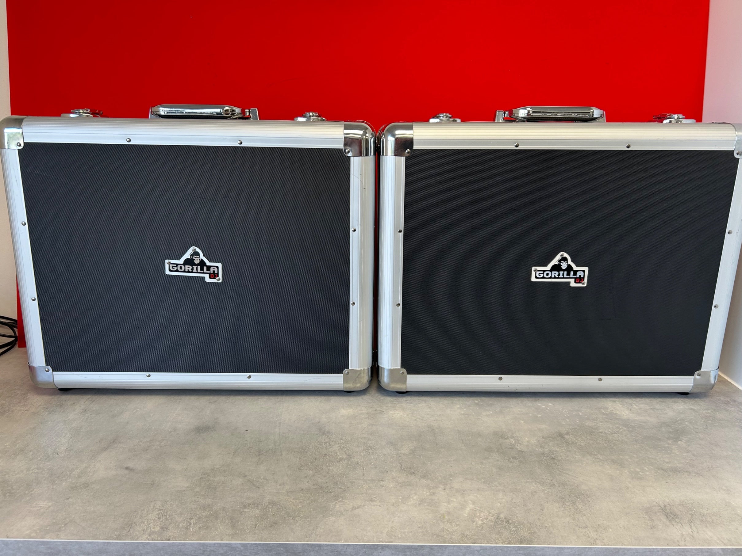 Gorilla GC-TT Universal Turntable Flight Case Pair - Pre Owned