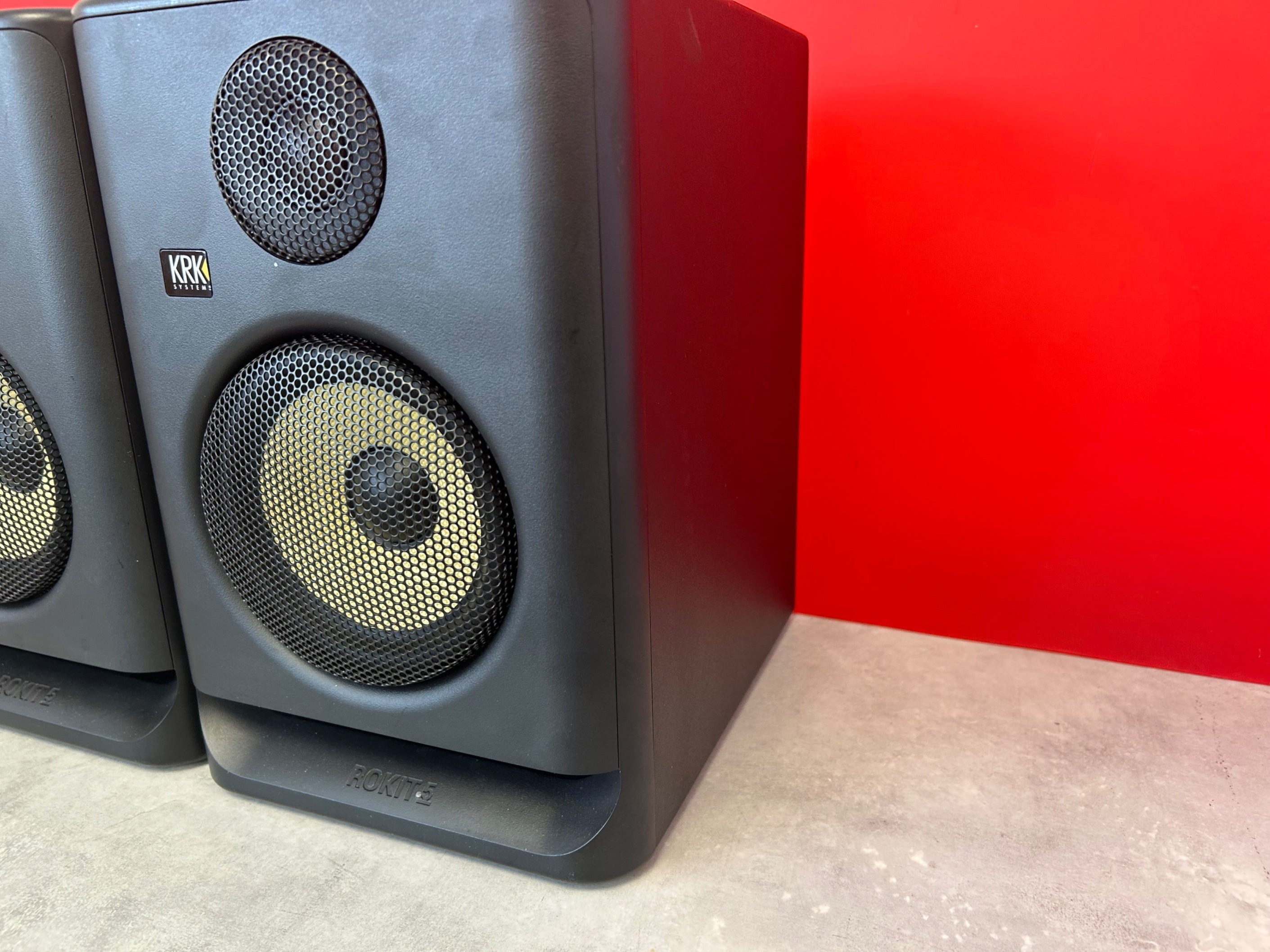 KRK Rockit RP5 G5 Active Studio Monitors Speakers - Pair - Pre Owned - Deck Converters