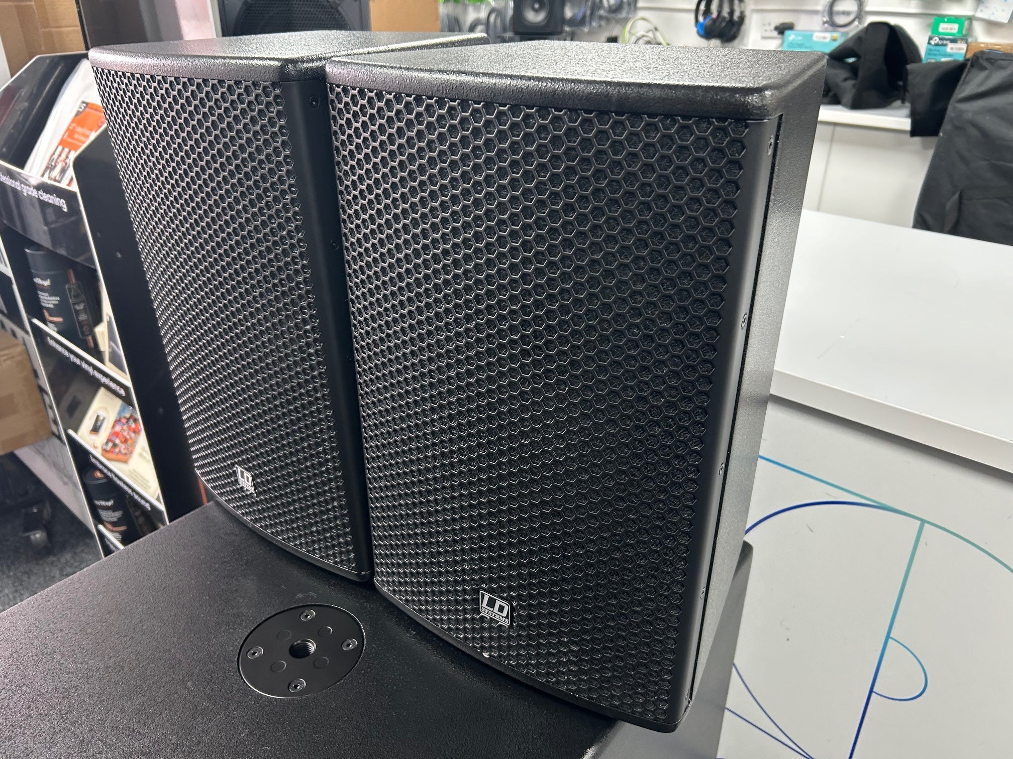 LD Systems Dave 18 G3 2:1 Compact Active PA System - Pre Owned - Deck Converters