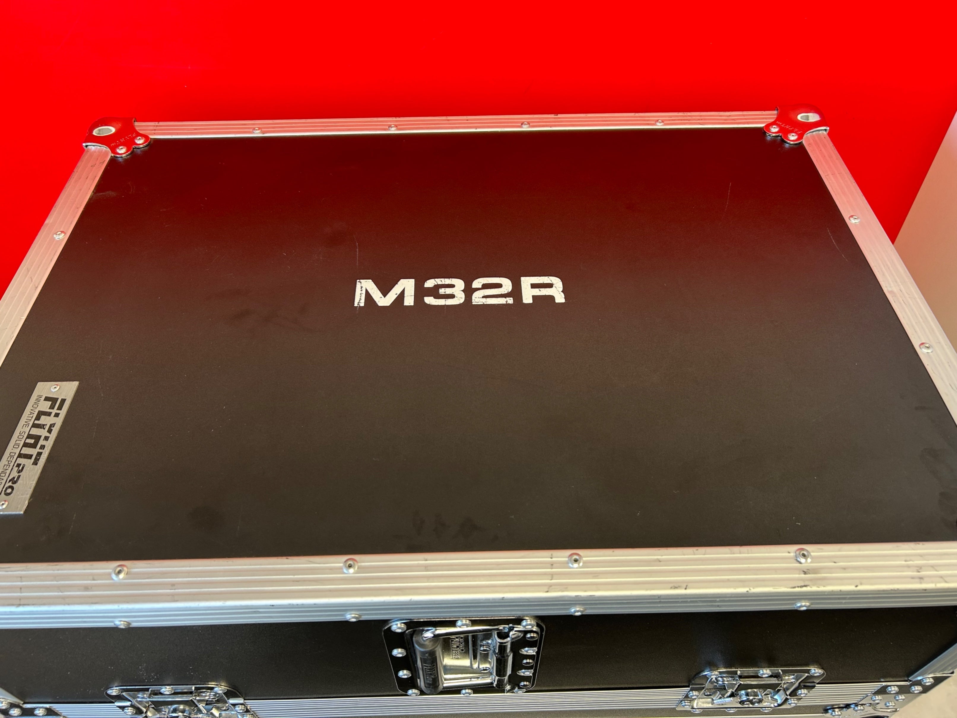 Midas M32R Digital Console with Flyht Pro Case - Pre Owned - Deck Converters