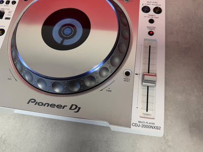 PAIR Pioneer CDJ 2000 NXS2 Limited Edition White DJ Deck - Deck Converters