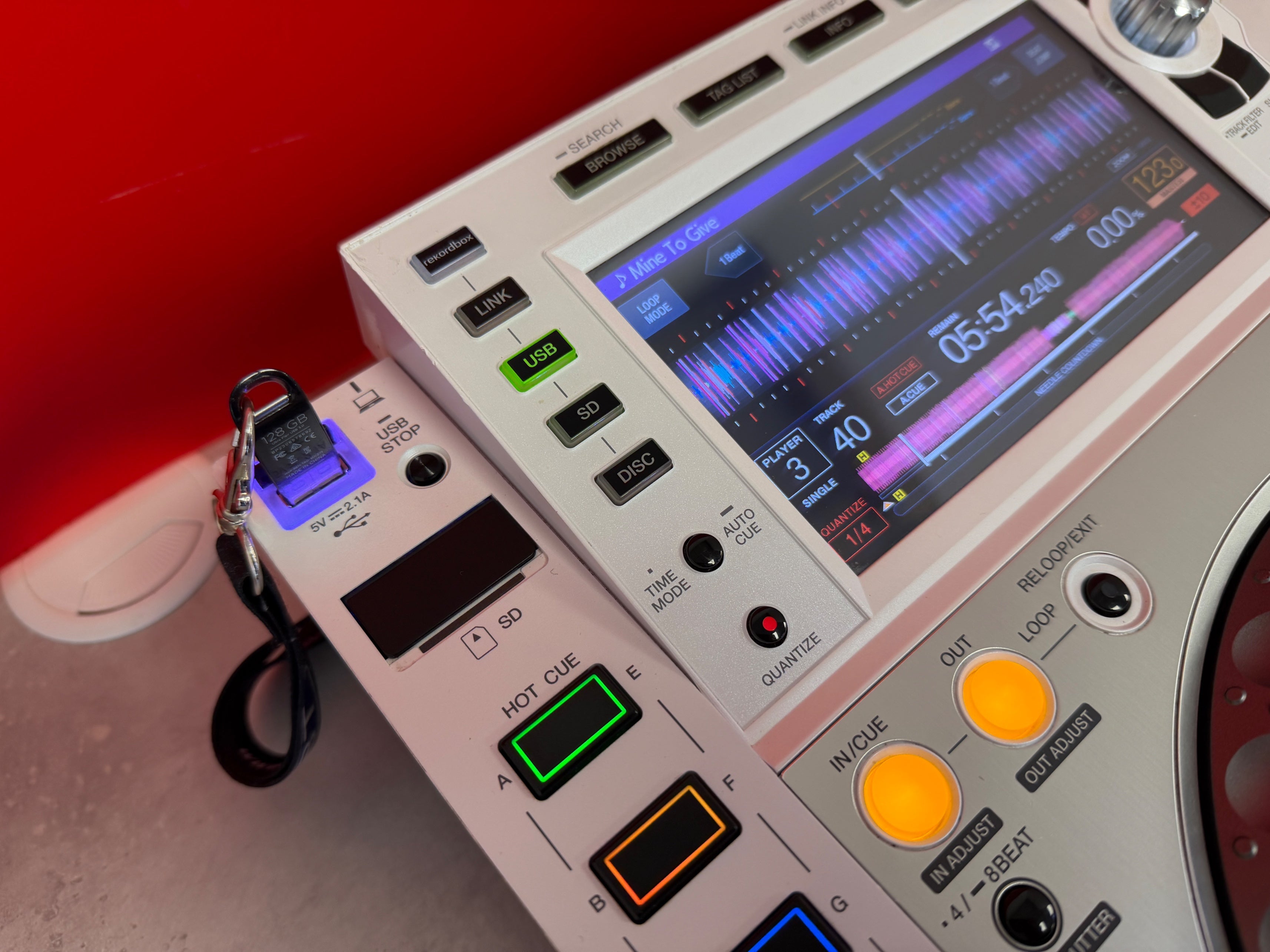 PAIR Pioneer CDJ 2000 NXS2 Limited Edition White DJ Deck - Deck Converters