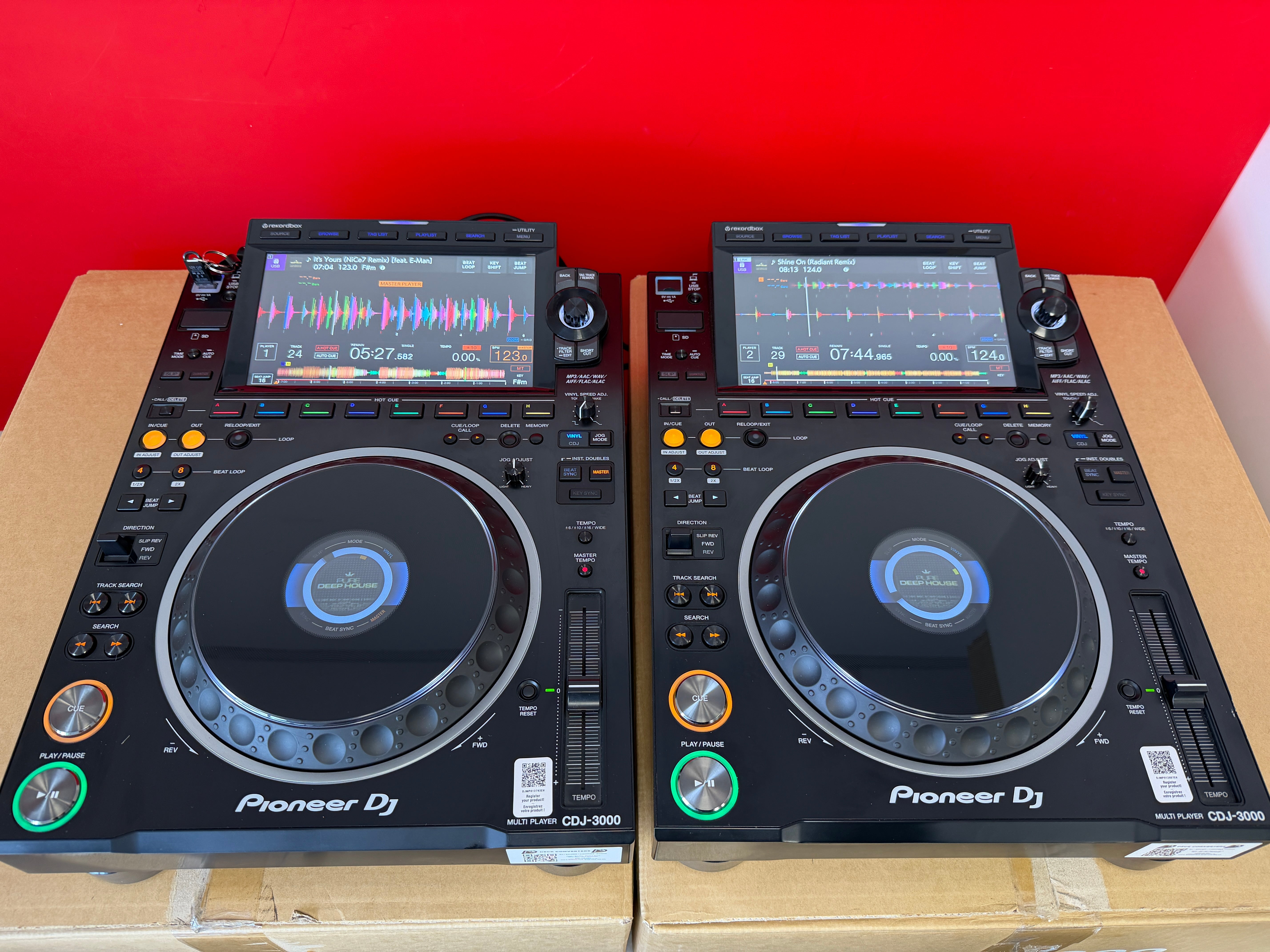 PAIR Pioneer CDJ 3000 DJ Decks - Pre Owned - Deck Converters
