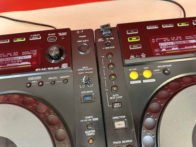 Pair Pioneer CDJ 850 CD USB DJ Decks - Deck Converters