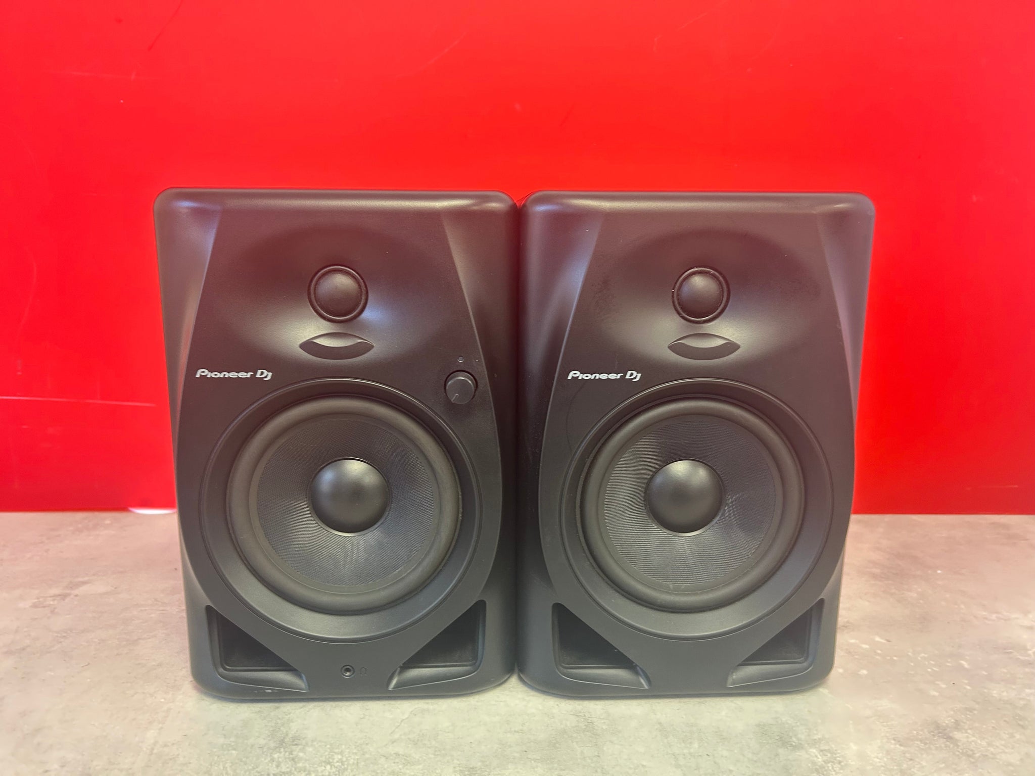 PAIR Pioneer DM-50D Active Monitor Speakers - Pre Owned - Deck Converters