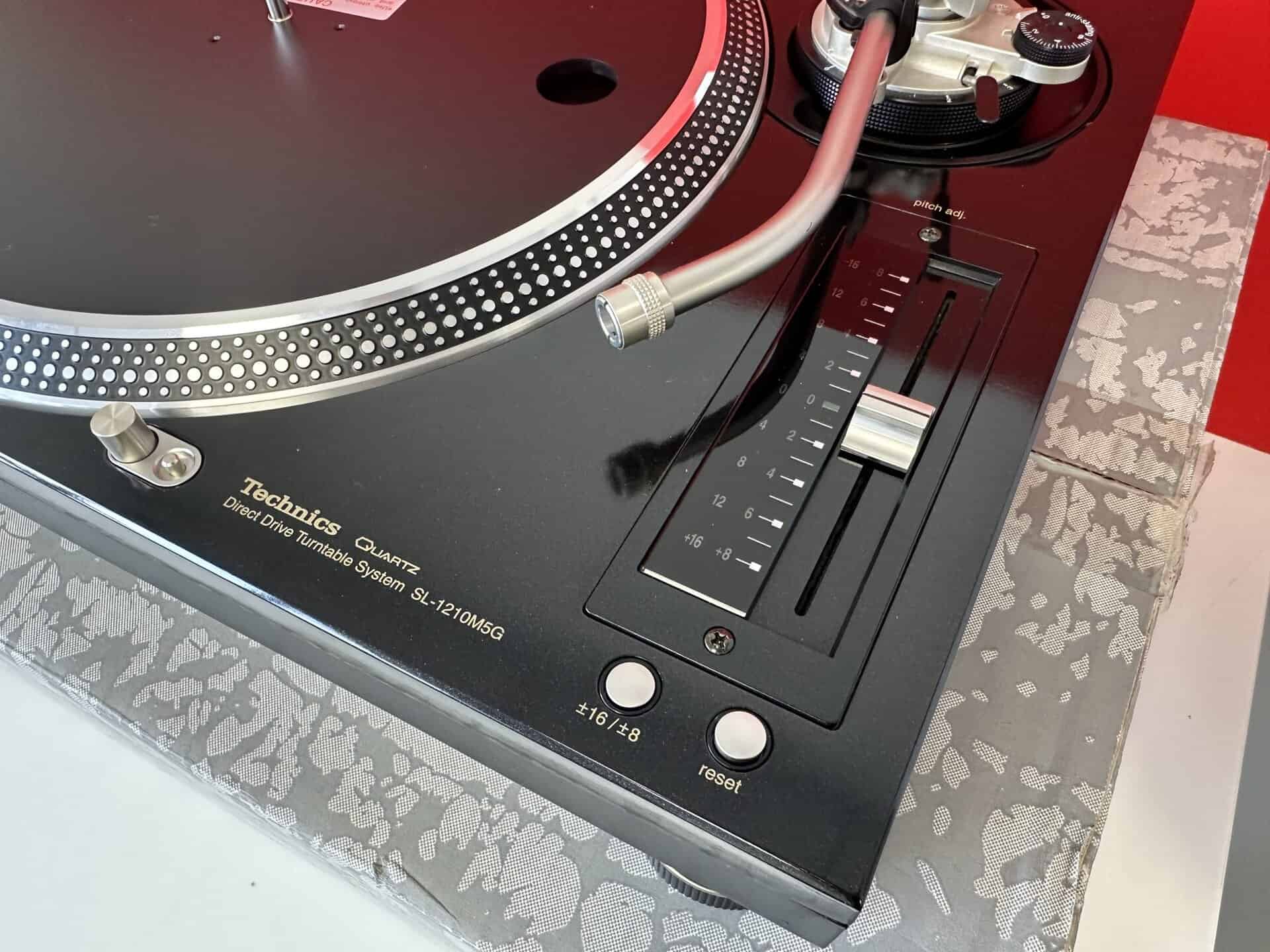 PAIR Technics 1210 M5G Turntables - Deck Converters