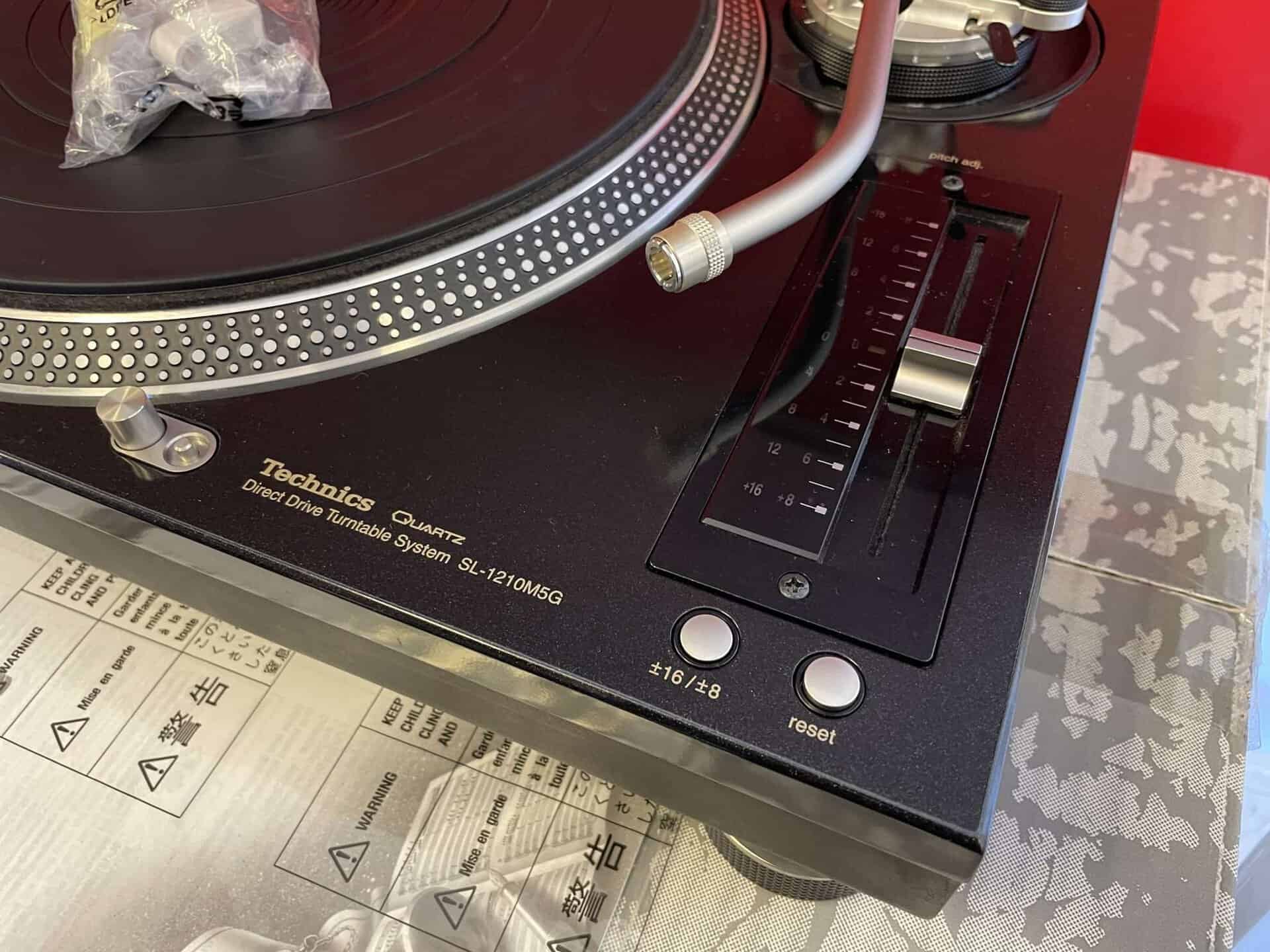 PAIR Technics 1210 M5G Turntables Boxed - Mint - Lids - Deck Converters