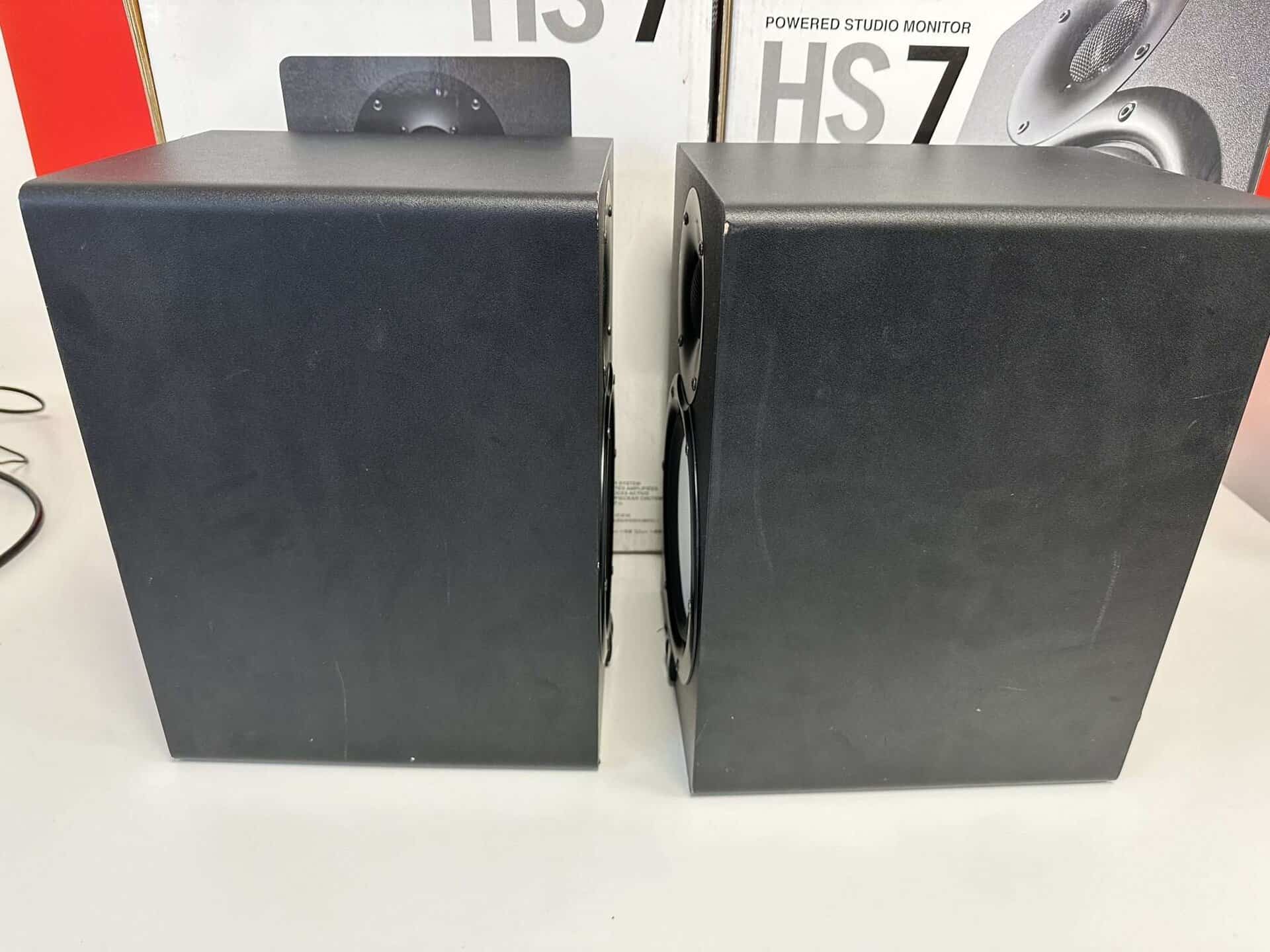 PAIR Yamaha HS7 Active Studio Monitors - Pre Owned - Deck Converters
