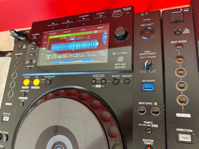 Pioneer CDJ 900 Nexus DJ Decks Pair - Pre Owned - Deck Converters
