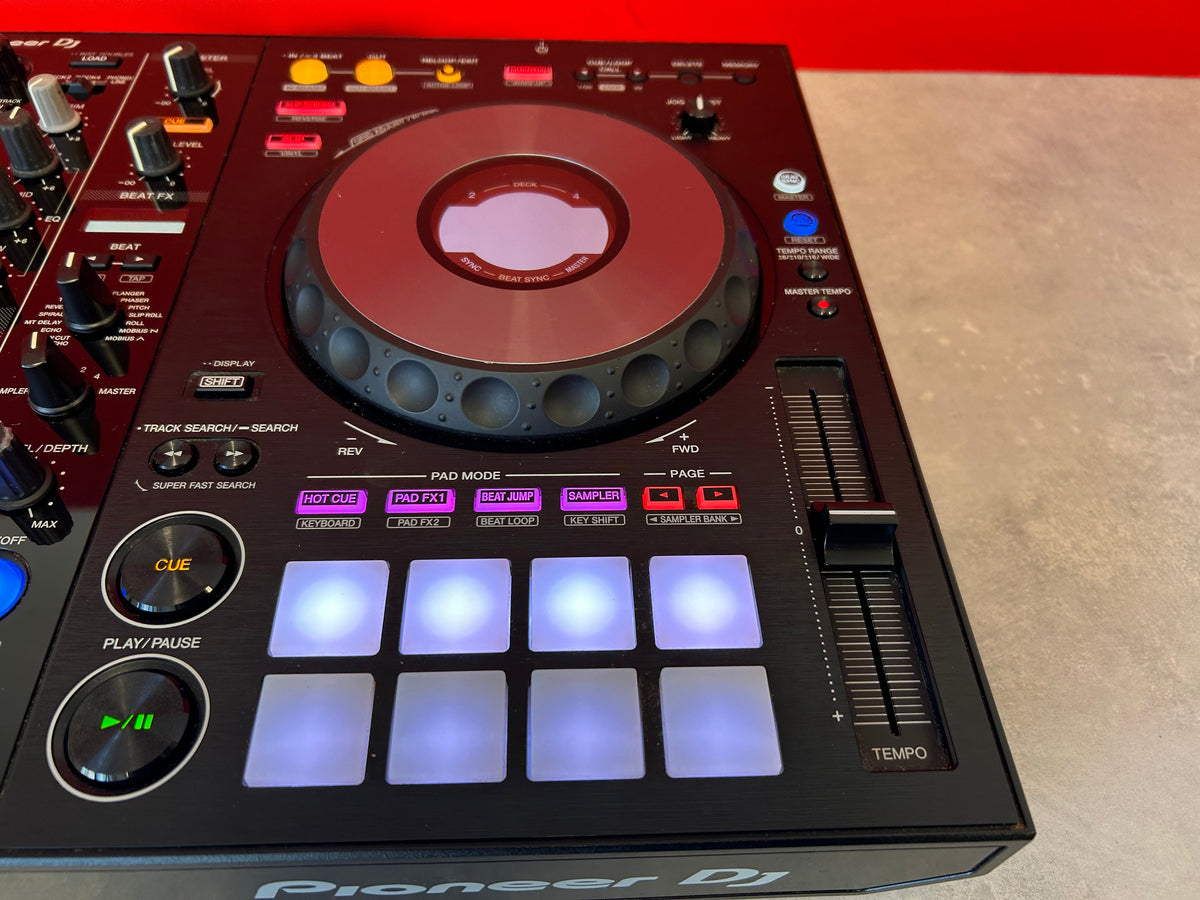 Pioneer DDJ 800 DJ Controller - Pre Owned - Deck Converters