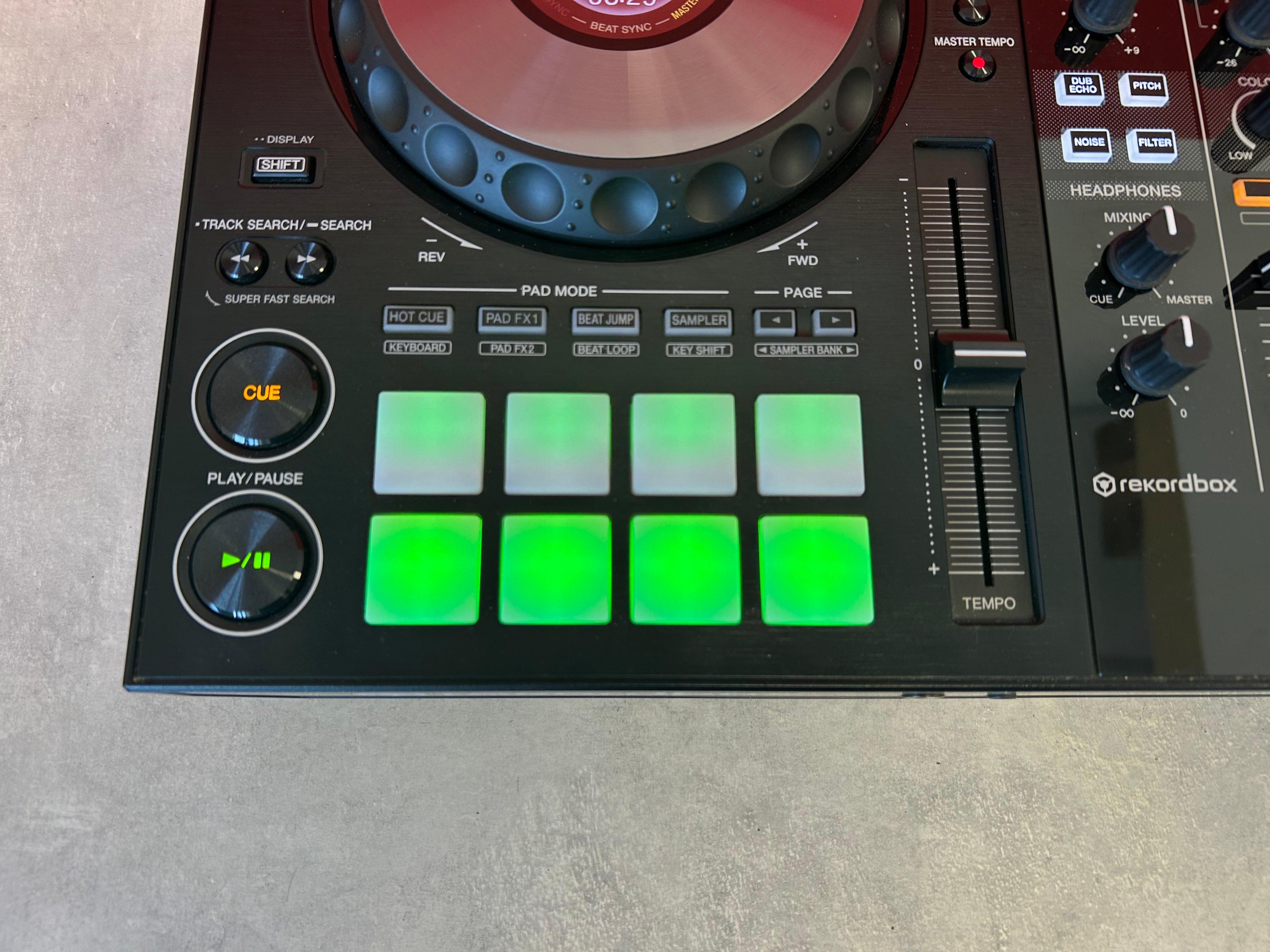 Pioneer DDJ 800 DJ Controller - Pre Owned - Deck Converters