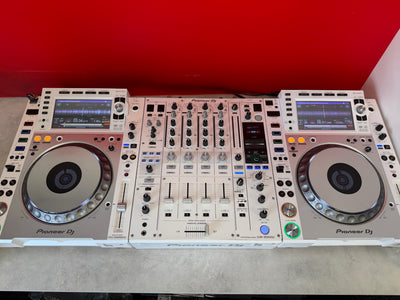 Pioneer DJ CDJ 2000 NXS2 & 900 NXS2 Set Limited Edition White - Pre Owned - Deck Converters