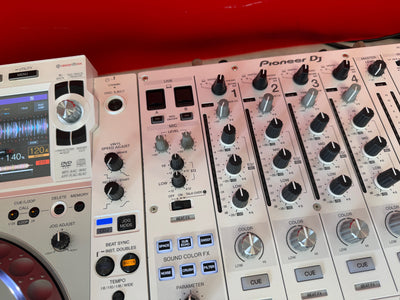 Pioneer DJ CDJ 2000 NXS2 & 900 NXS2 Set Limited Edition White - Pre Owned - Deck Converters