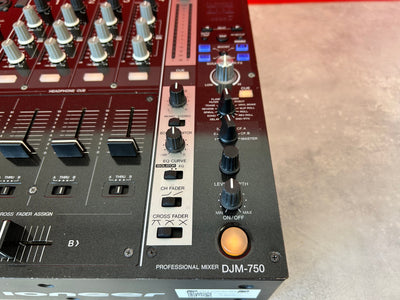 Pioneer DJ DJM 750 DJ Mixer - Pre Owned - Deck Converters