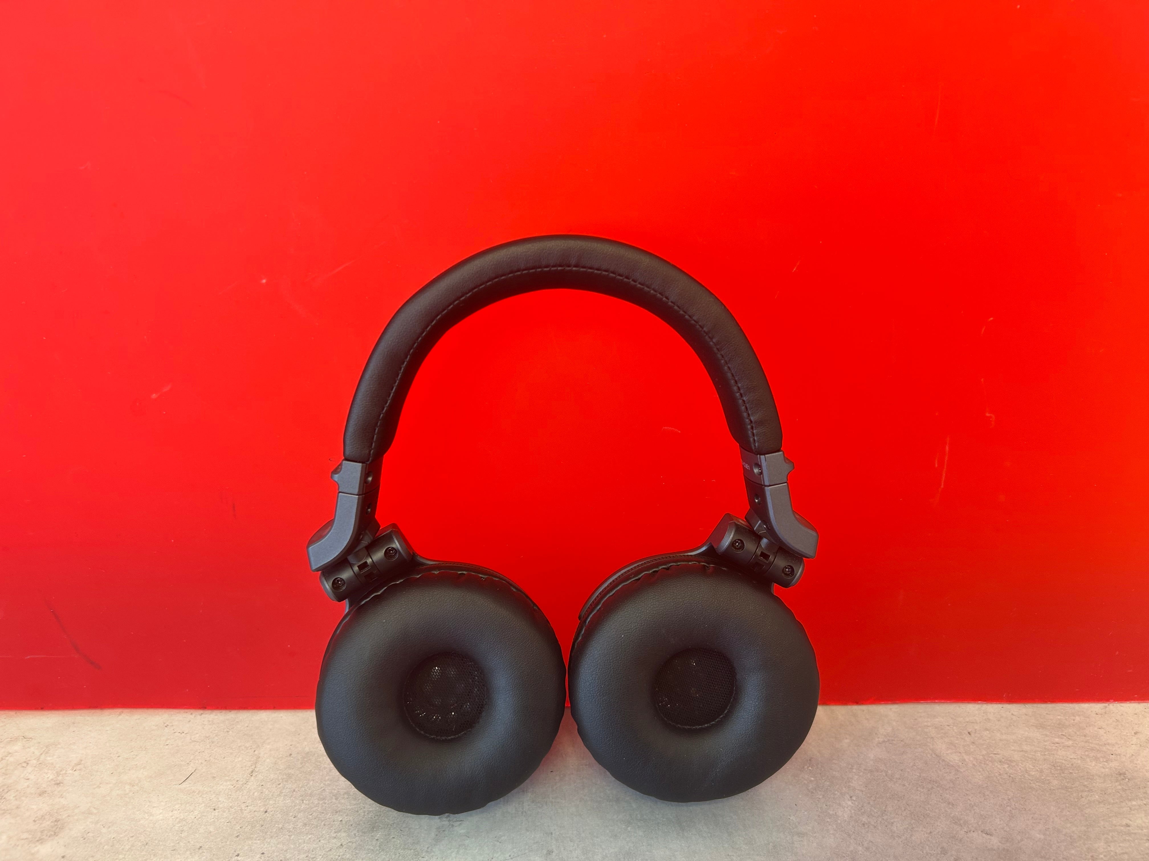 Pioneer DJ HDJ - CUE1 DJ Headphones Black - Pre Owned - Deck Converters