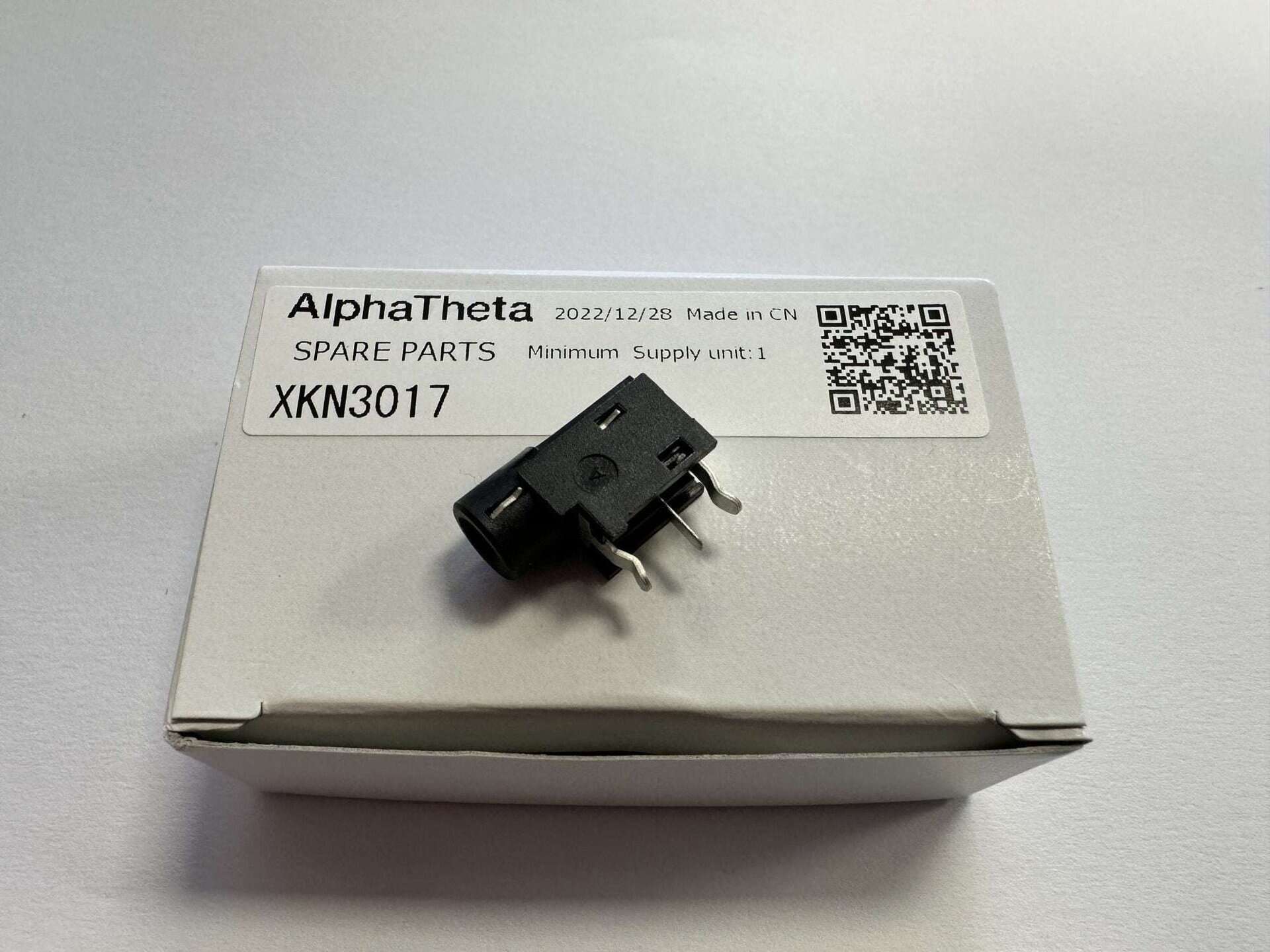 Pioneer DJ XKN3017 Headphone Jack Small 3.5mm - Deck Converters