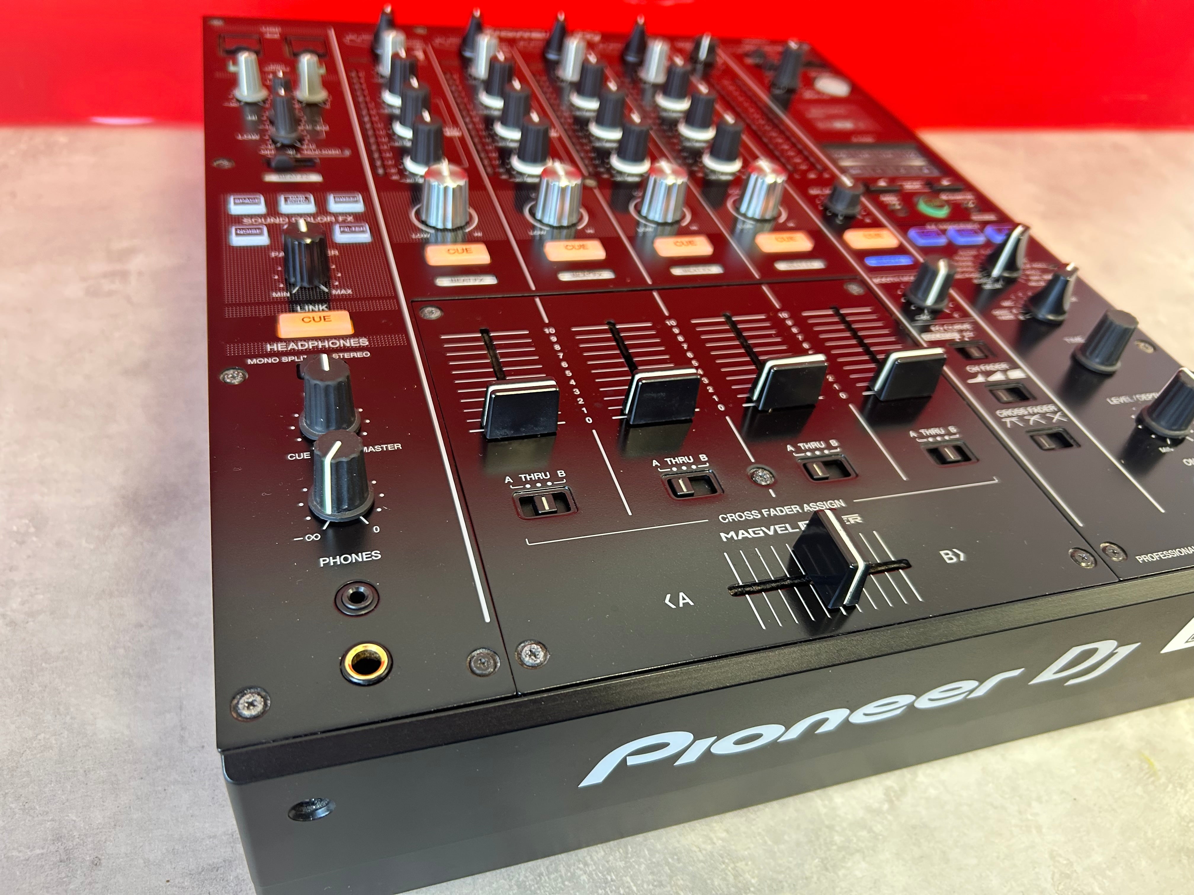 Pioneer DJM 900 NXS2 DJ Mixer - Pre Owned - Deck Converters