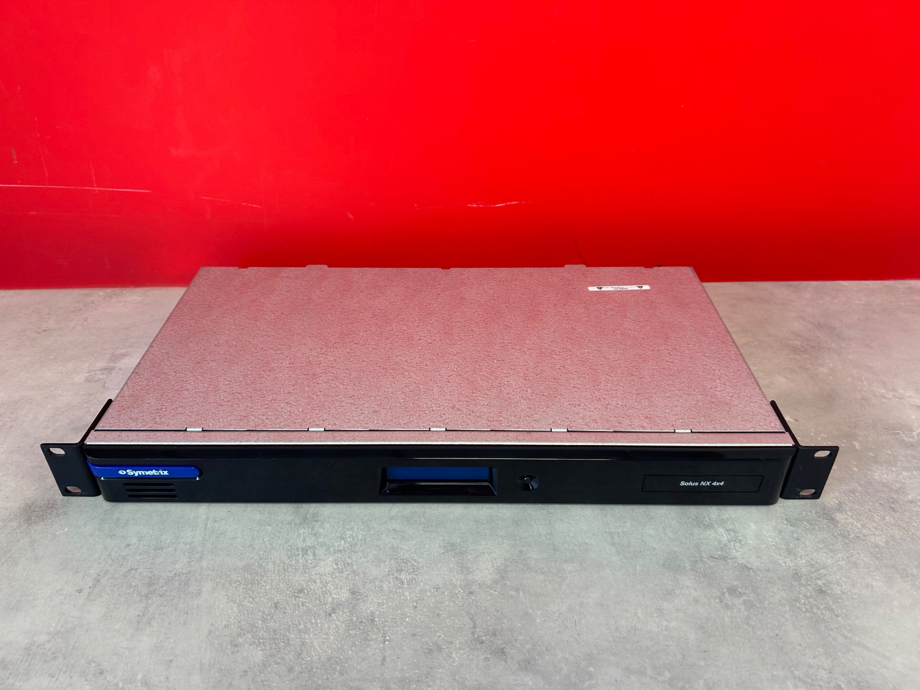 Symetrix Solus NX 4x4 DSP - Pre Owned - Deck Converters