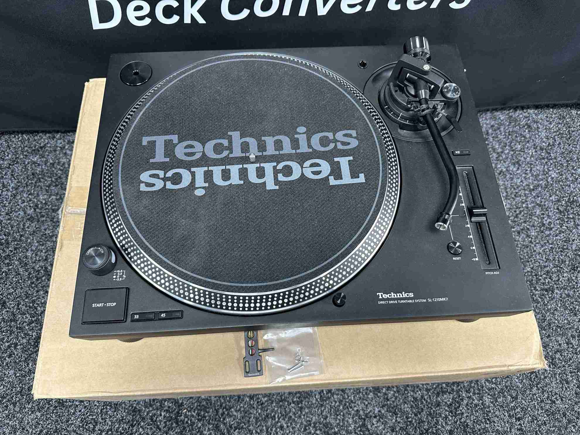 TECHNICS SL 1210 MK7 DIRECT DRIVE DJ TURNTABLE - Deck Converters